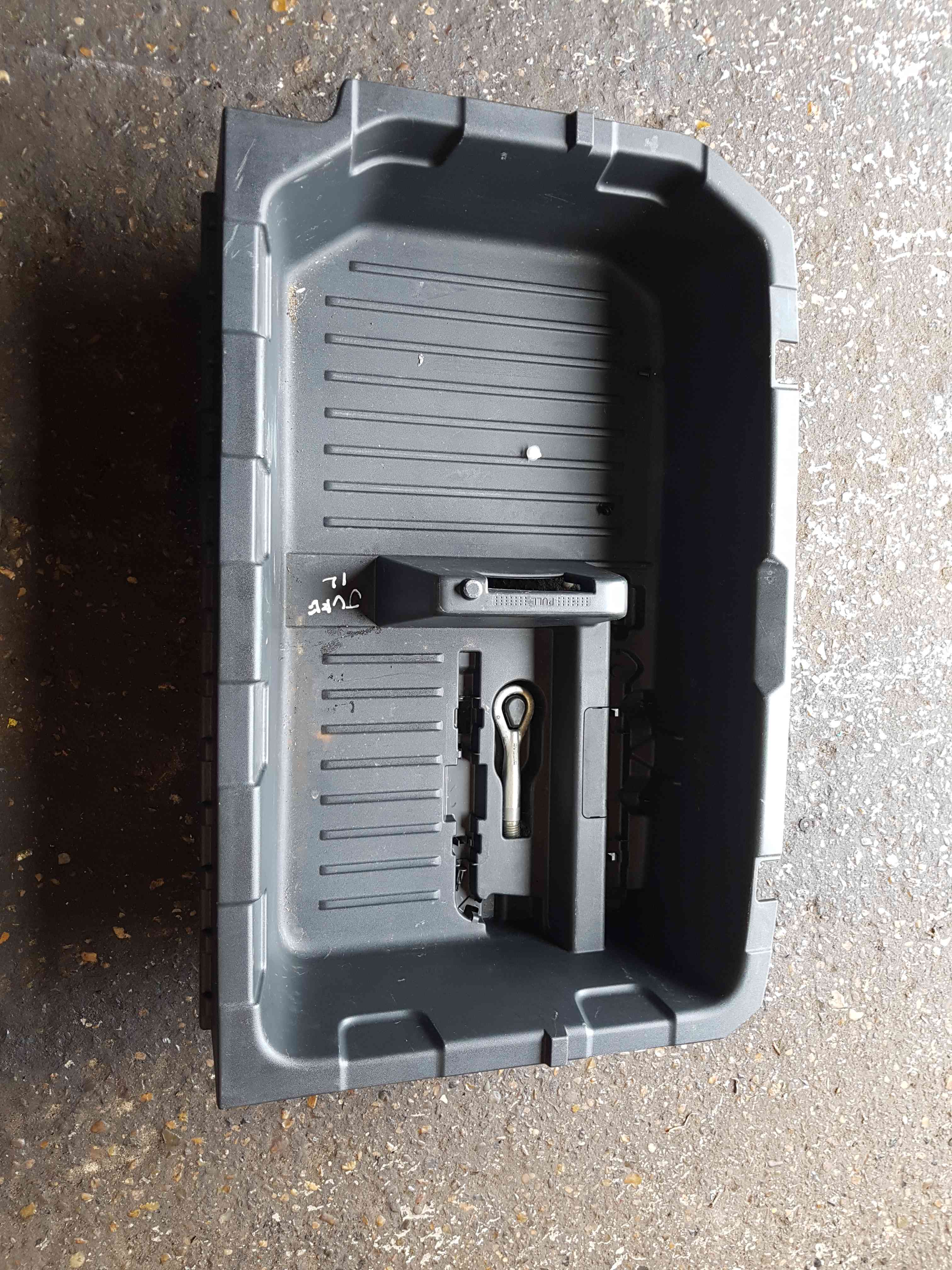Thumb 2 Nissan Juke MK1 2010-2014 Boot Organiser Jack Set Tub
