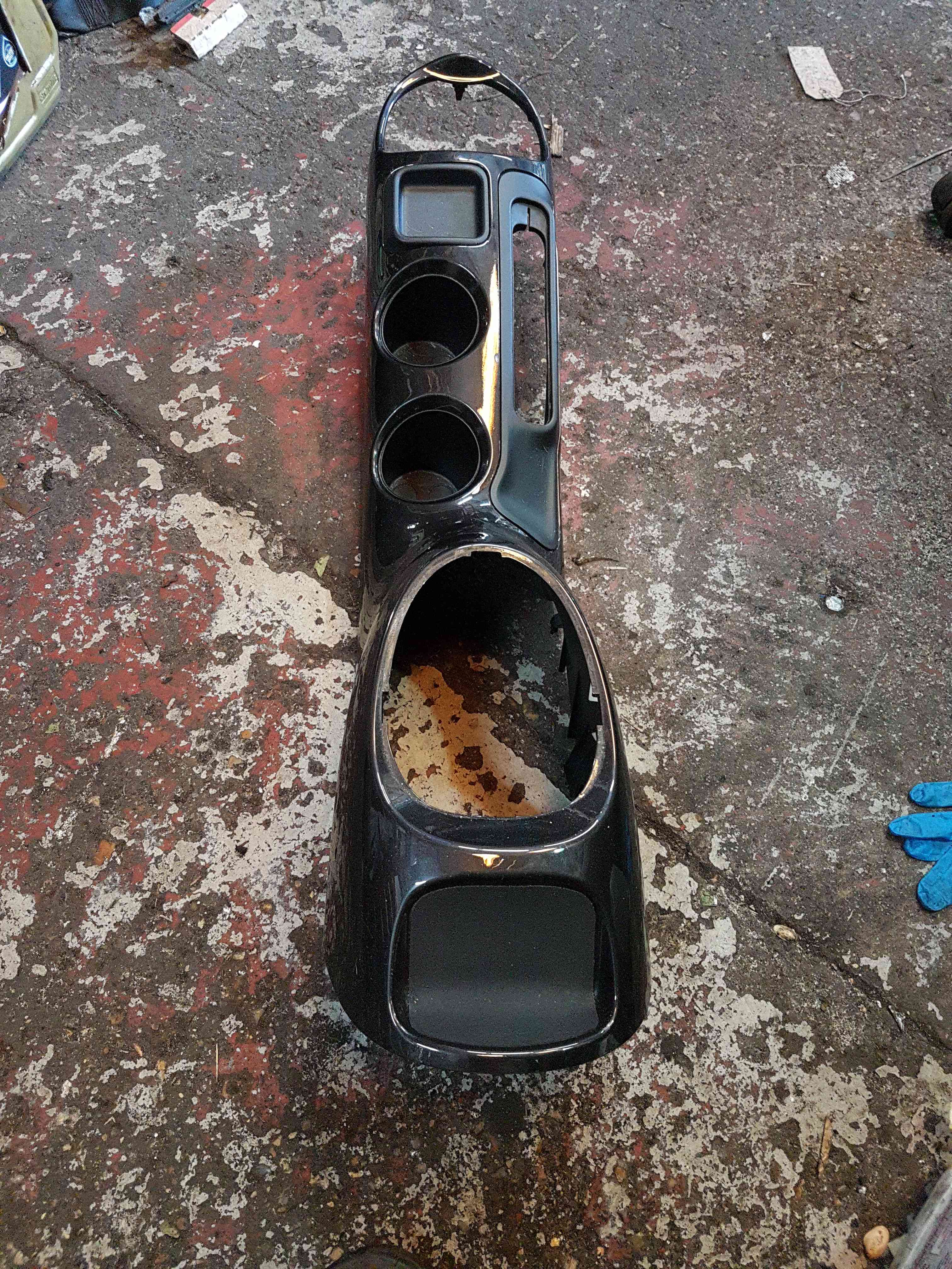 Thumb 3 Nissan Juke MK1 2010-2014 Centre Console Trim CUP Holders 9692100A53