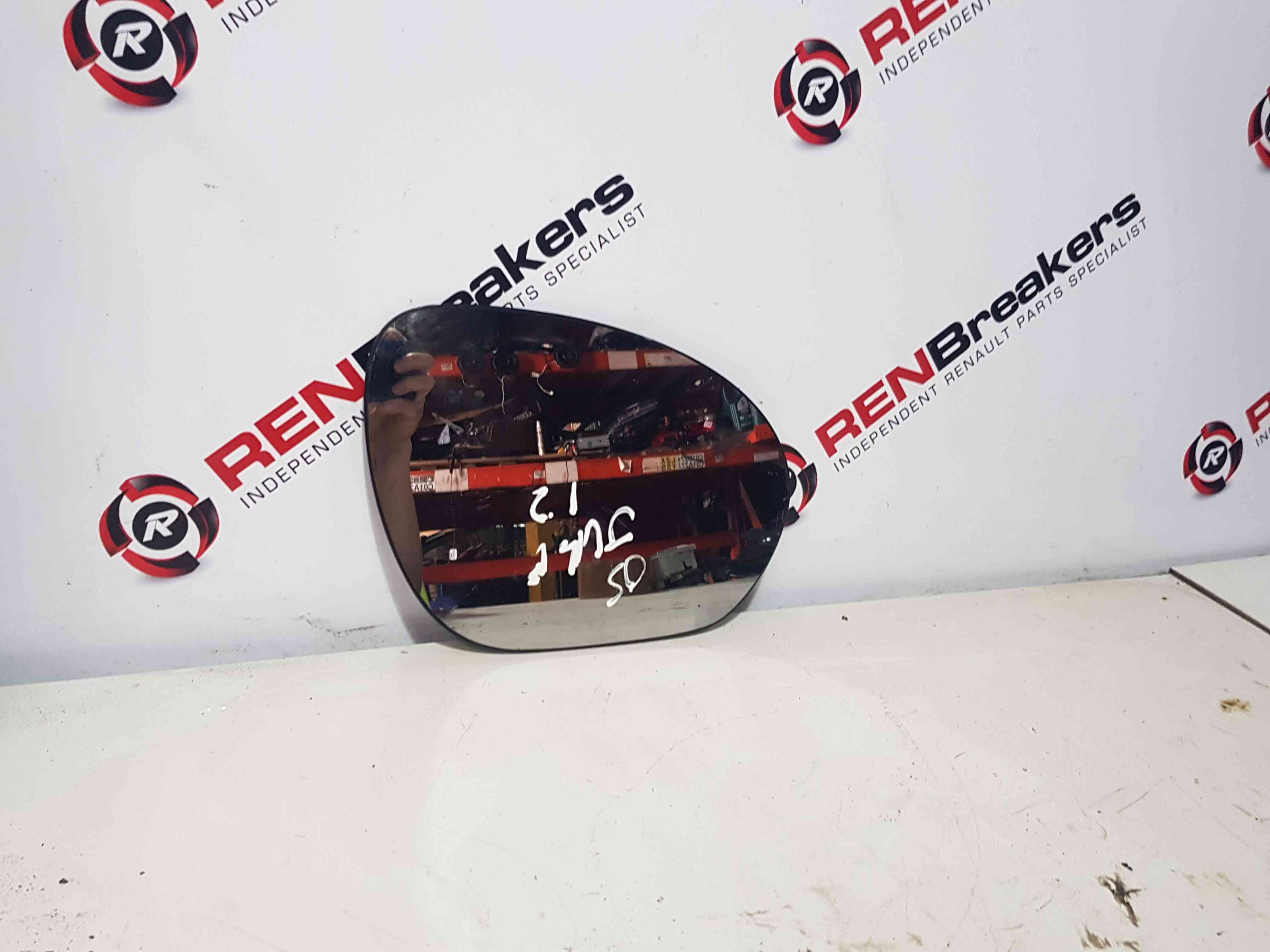 Thumb 2 Nissan Juke MK1 2010-2014 Drivers OSF Front Wing Mirror Glass Replacement 