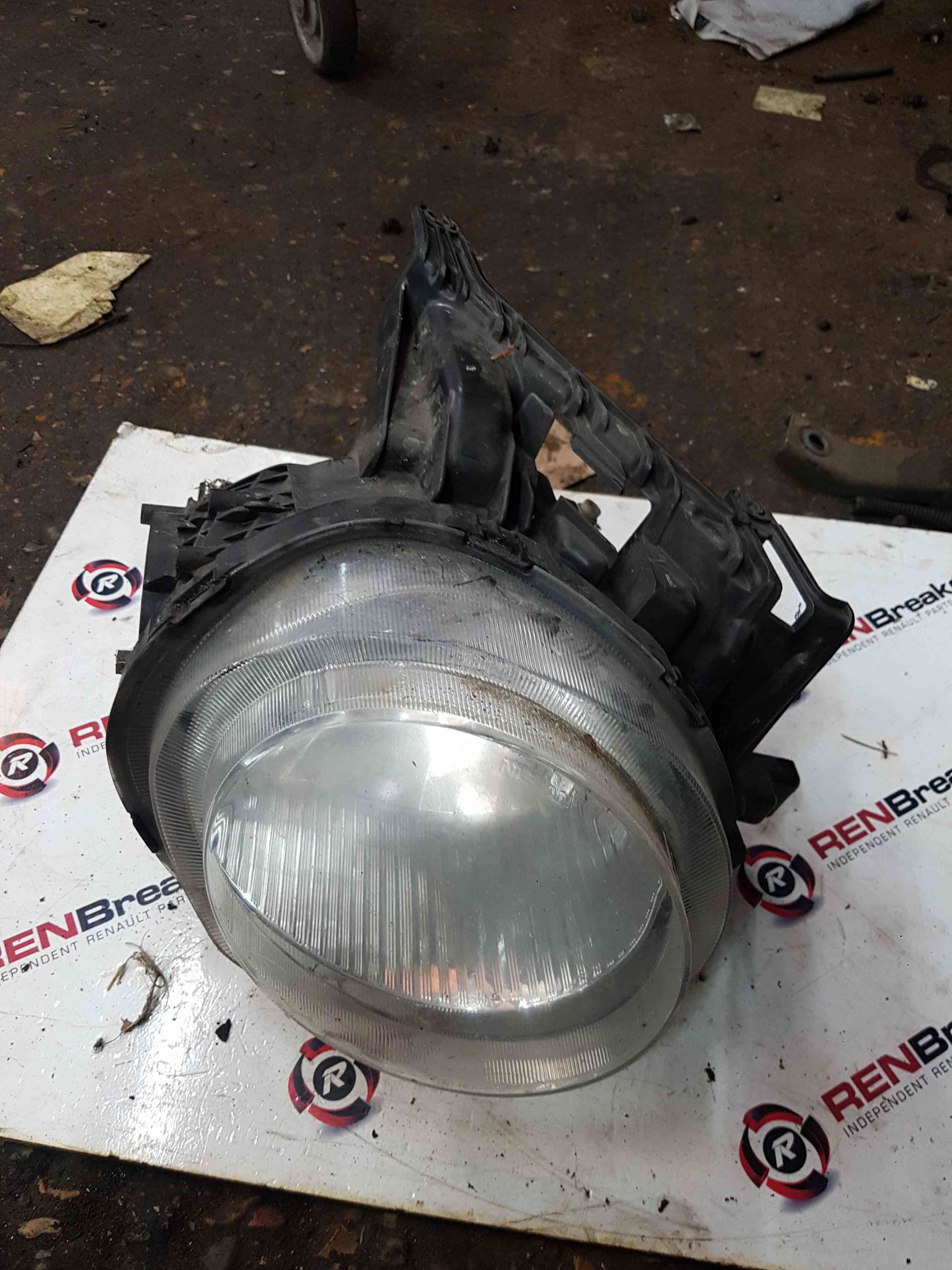 Thumb 3 Nissan Juke MK1 2010-2014 Drivers OSF Headlight Main Beam