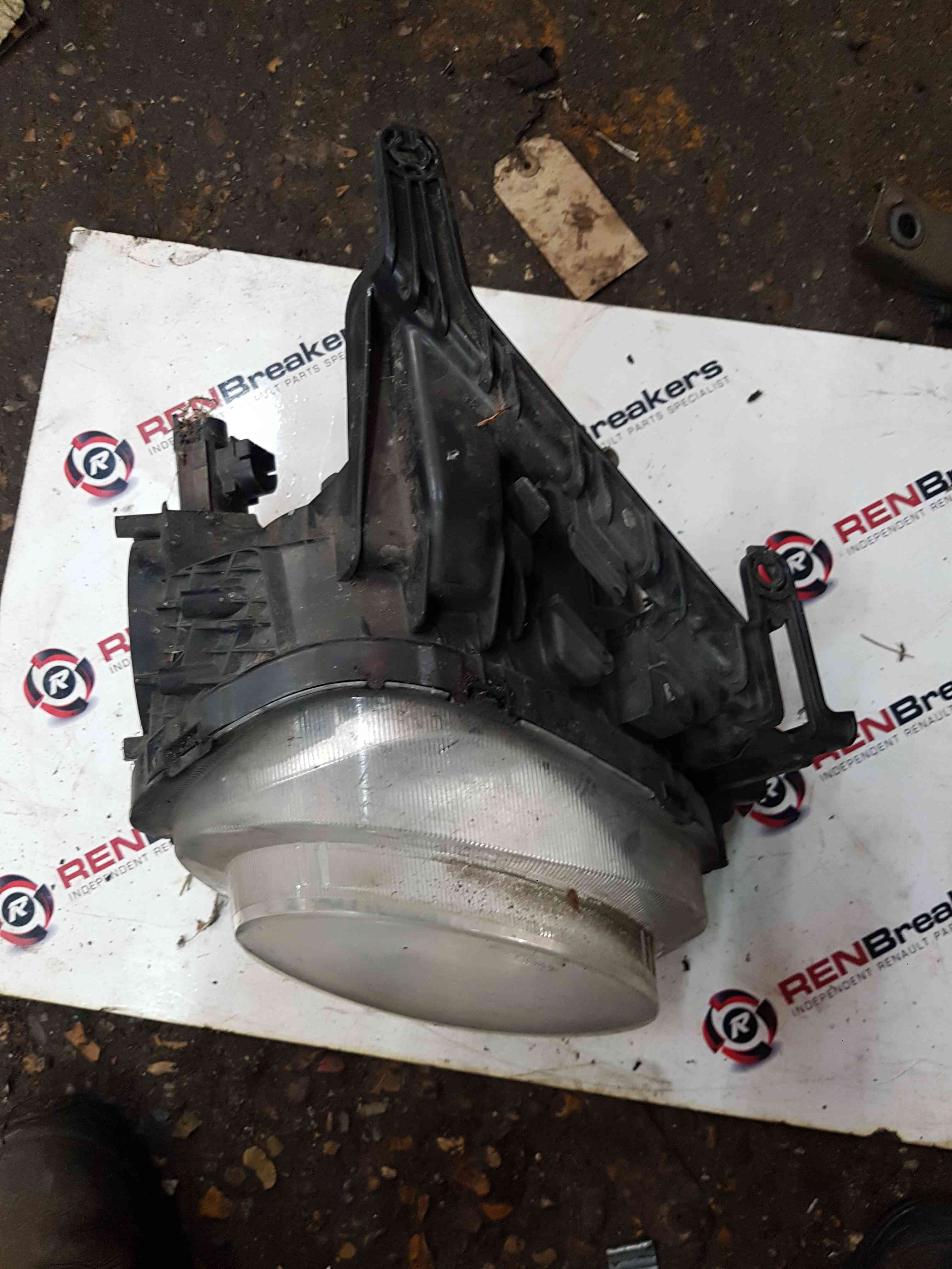 Thumb 6 Nissan Juke MK1 2010-2014 Drivers OSF Headlight Main Beam