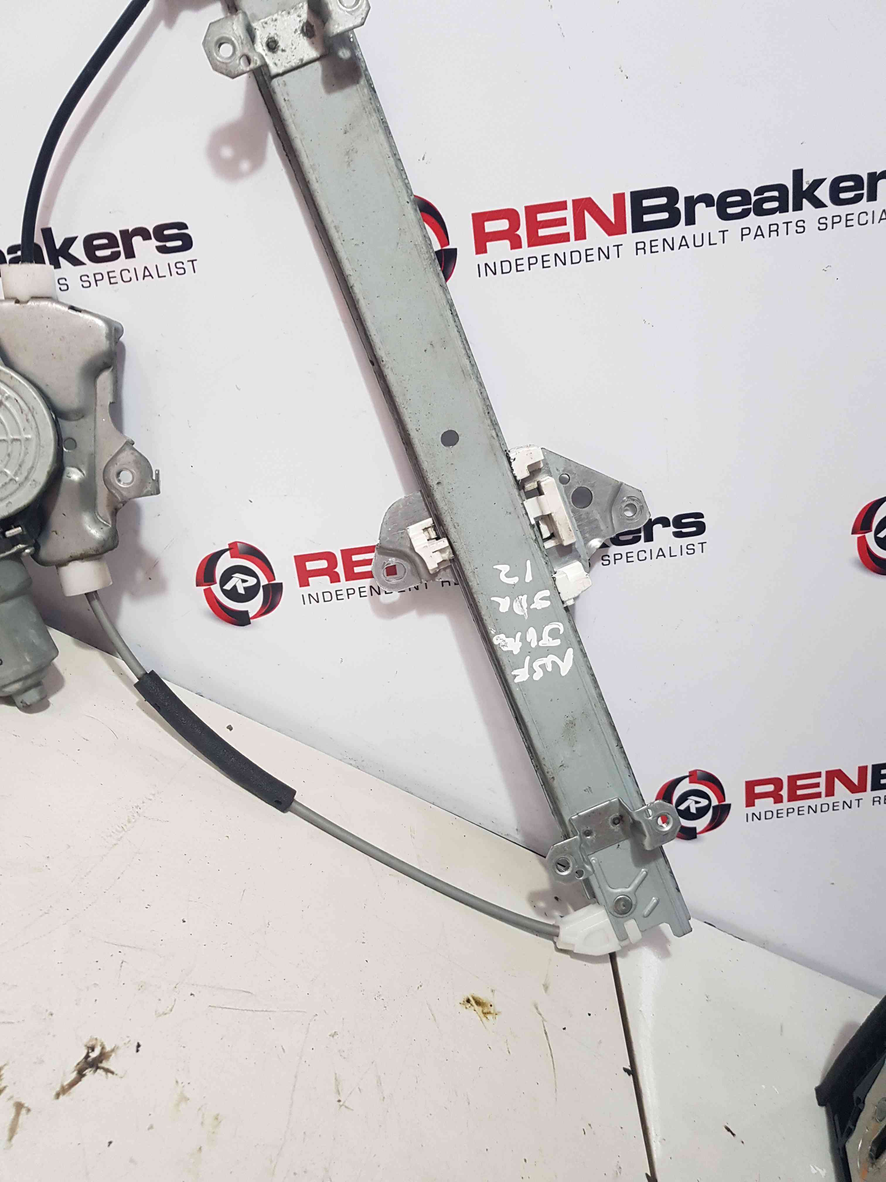 Thumb 7 Nissan Juke MK1 2010-2014 Passenger NSF Window Motor   Regulator