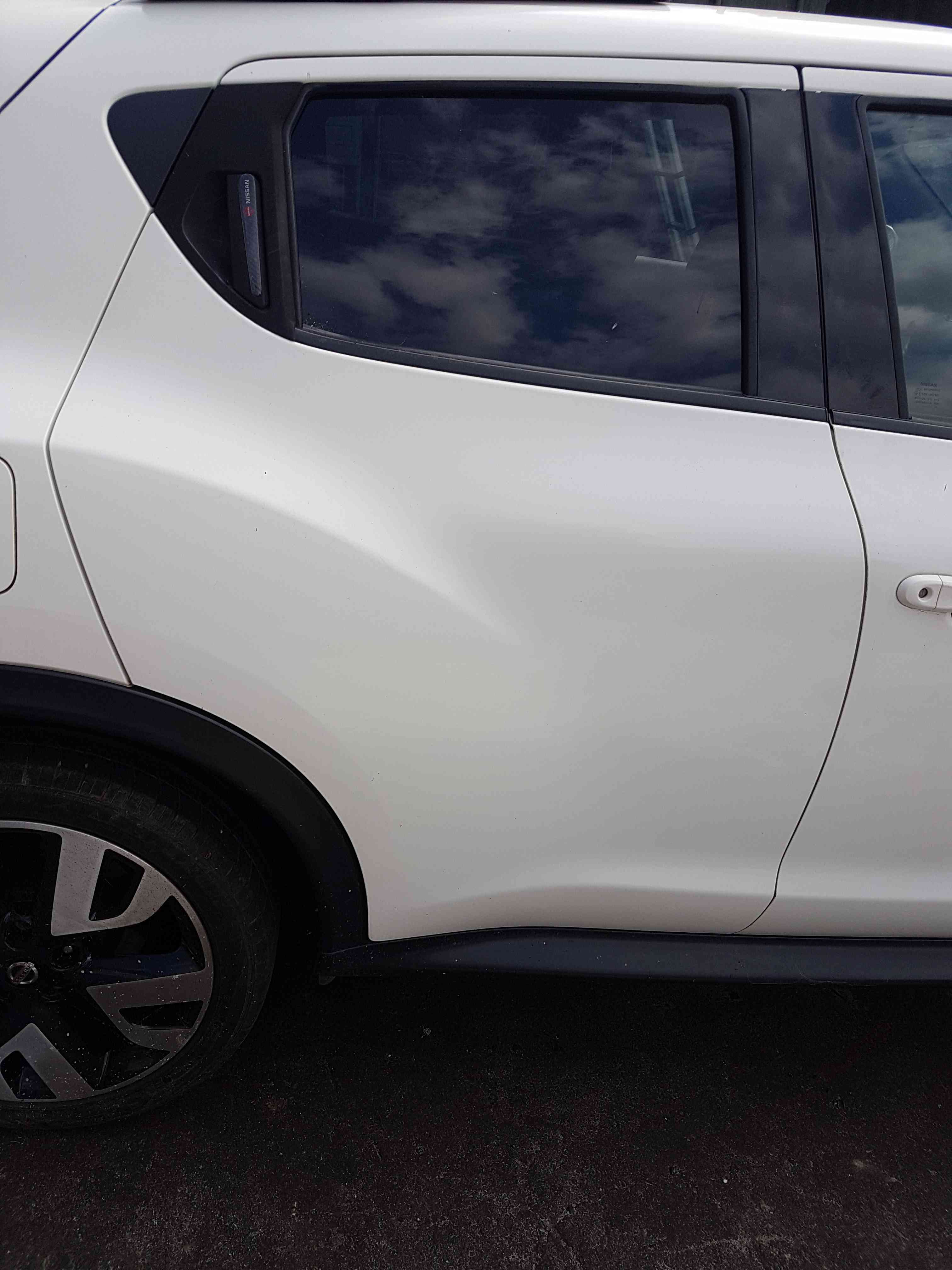 Thumb 4 Nissan Juke MK1 2010-2014 Drivers OSR Rear Door White 326