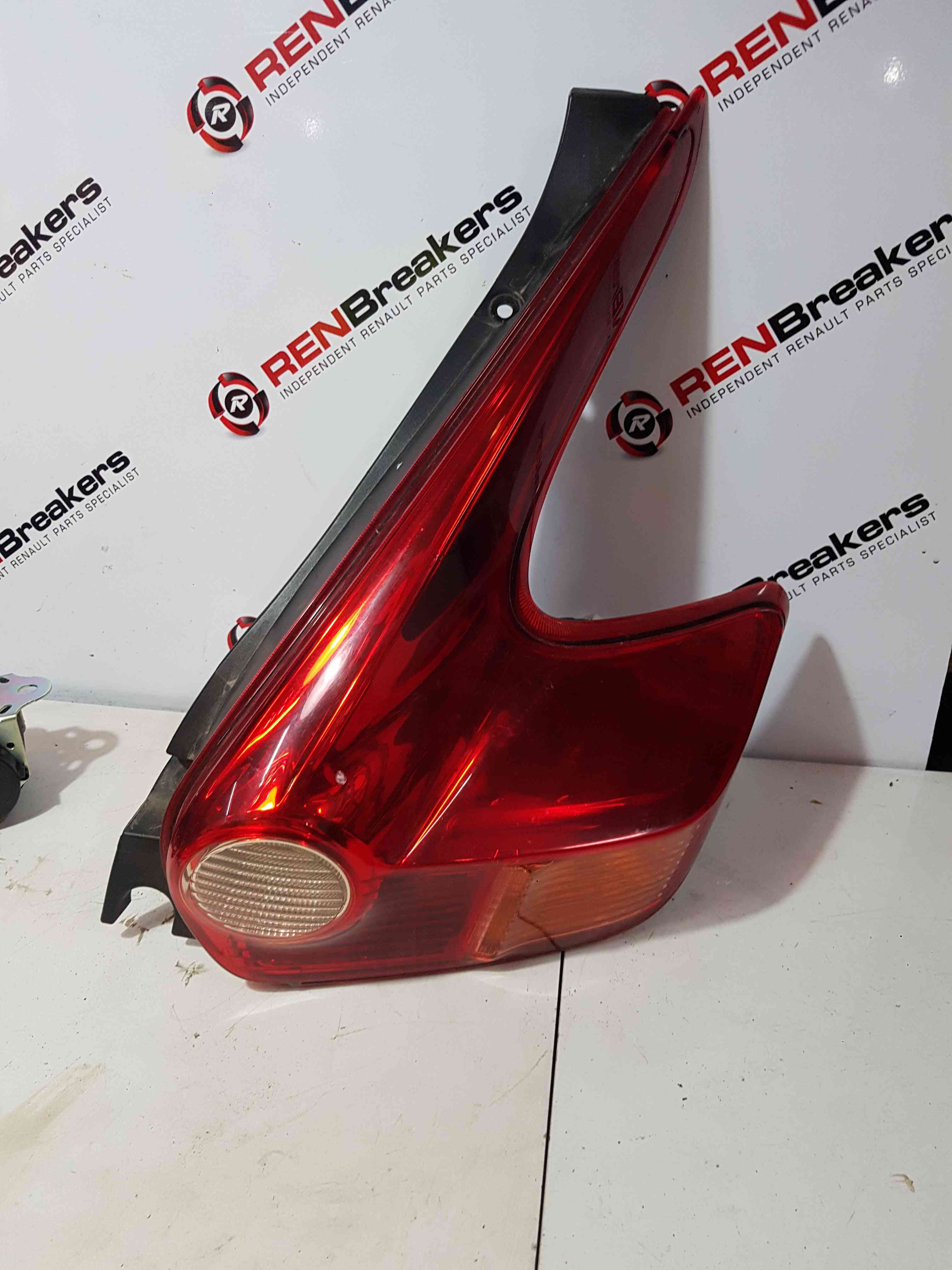 Thumb 2 Nissan Juke MK1 2010-2014 Drivers OSR Rear Light