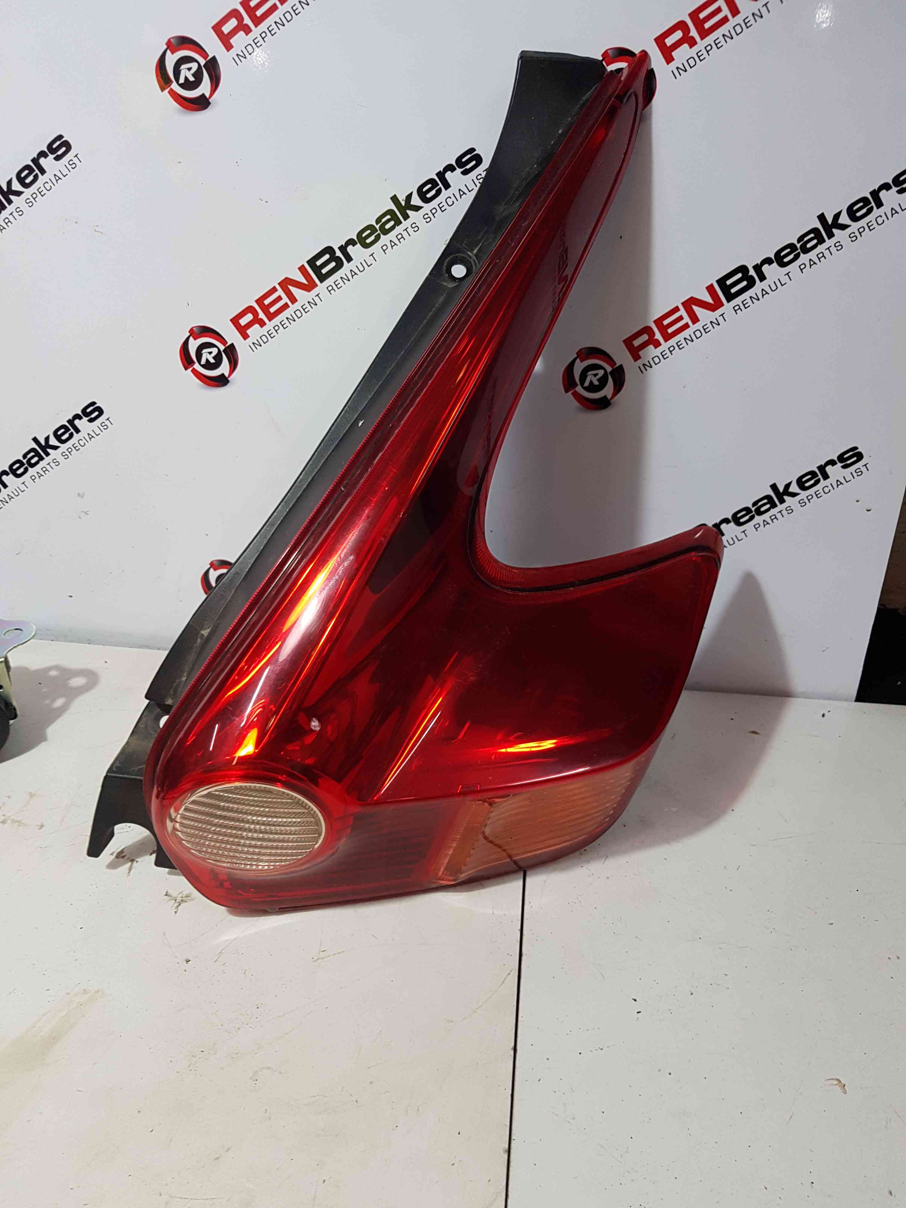 Thumb 6 Nissan Juke MK1 2010-2014 Drivers OSR Rear Light
