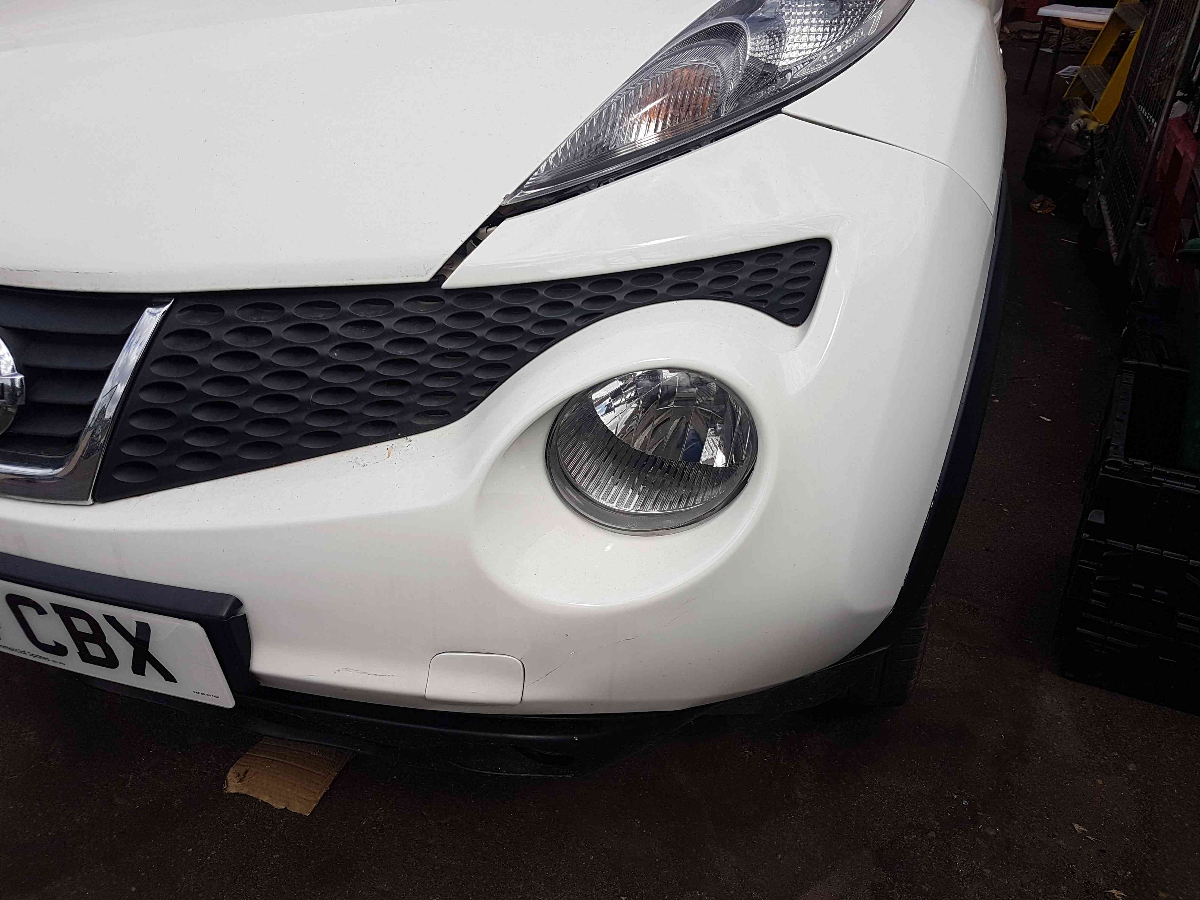 Thumb 7 Nissan Juke MK1 2010-2014 Front Bumper White 326