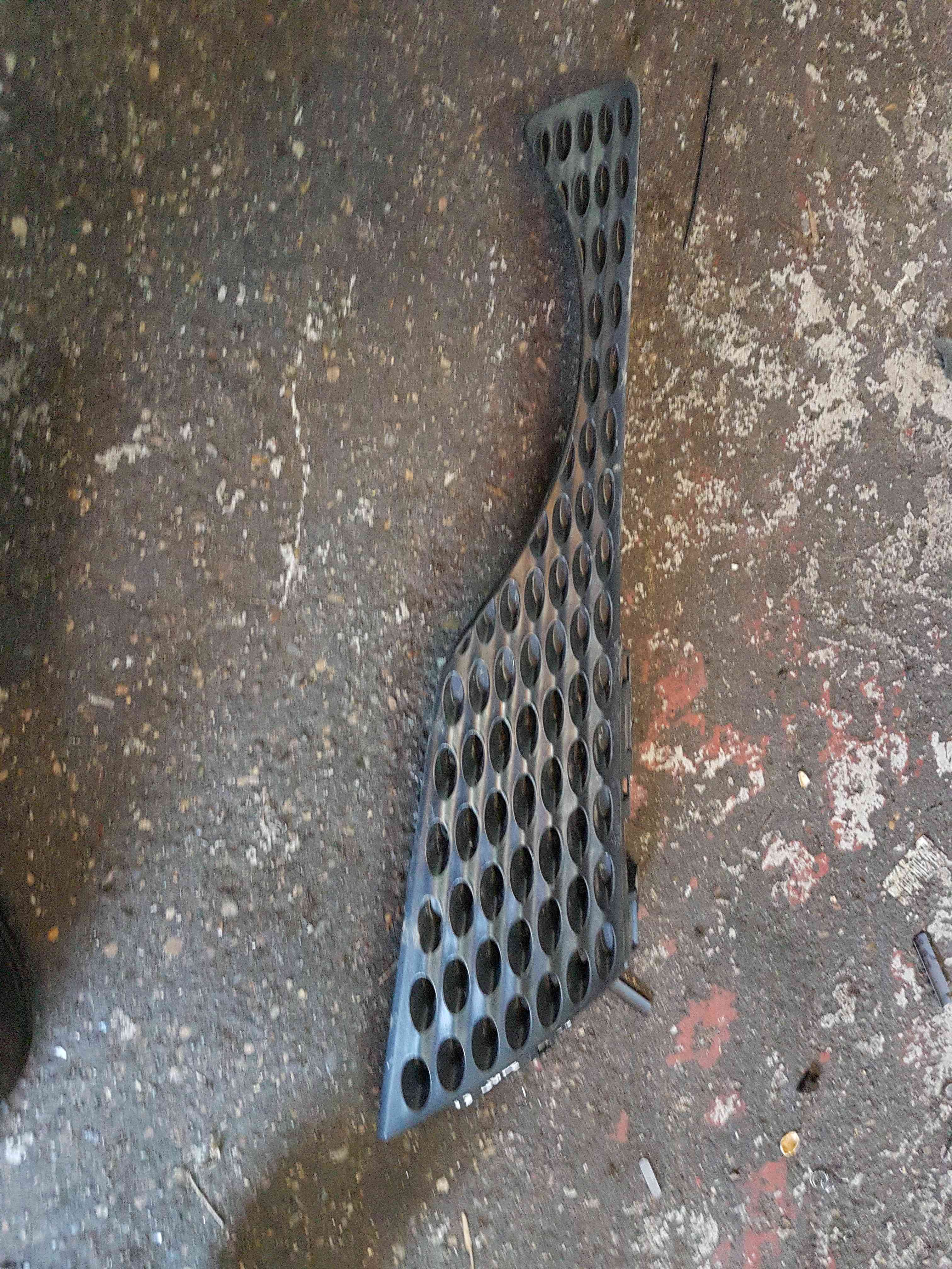 Thumb 6 Nissan Juke MK1 2010-2014 Front Grill OSF Driver  620741KA6A