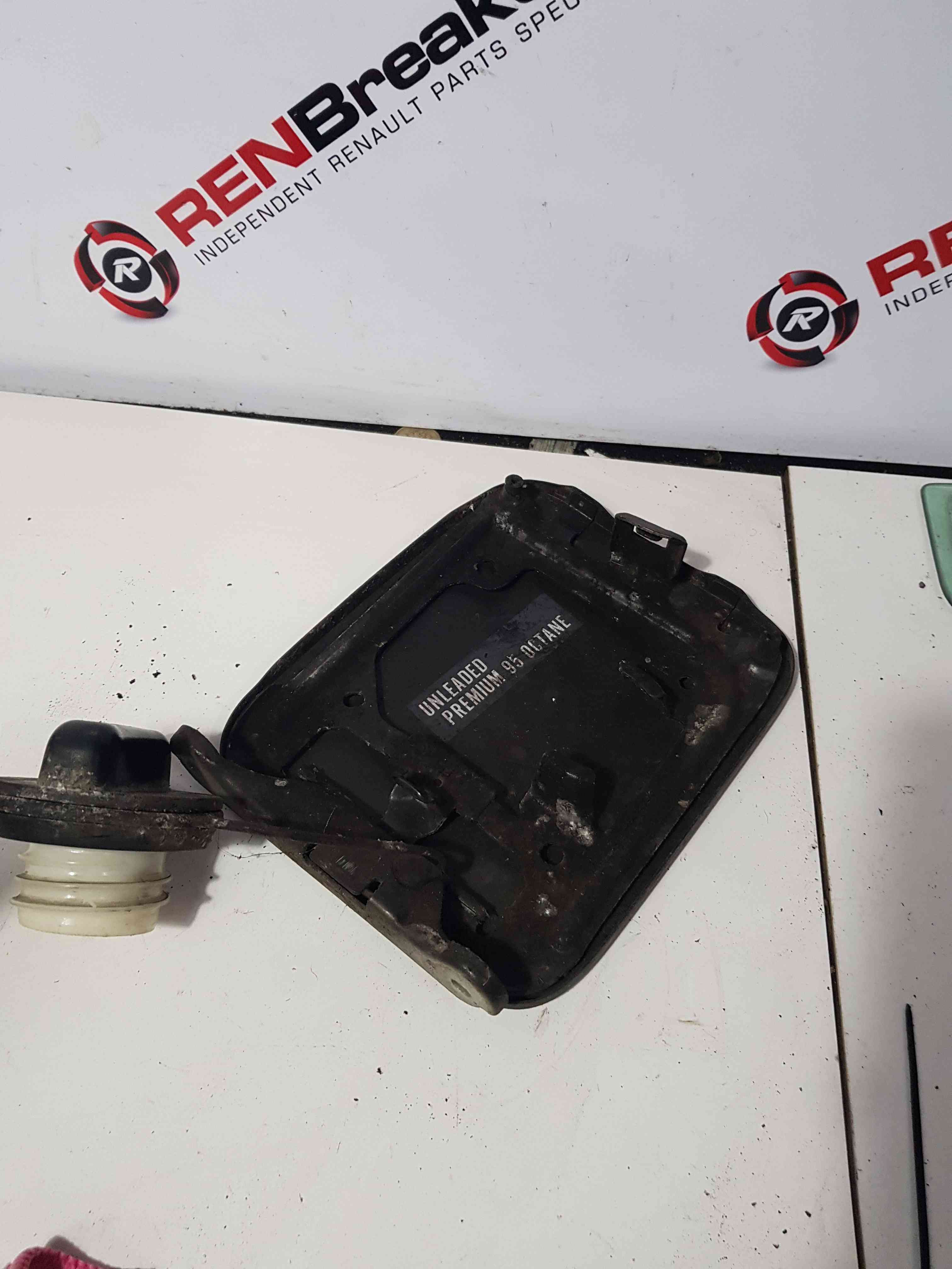 Thumb 4 Nissan Juke MK1 2010-2014 Fuel Flap Cover Grey Black Brown KAX