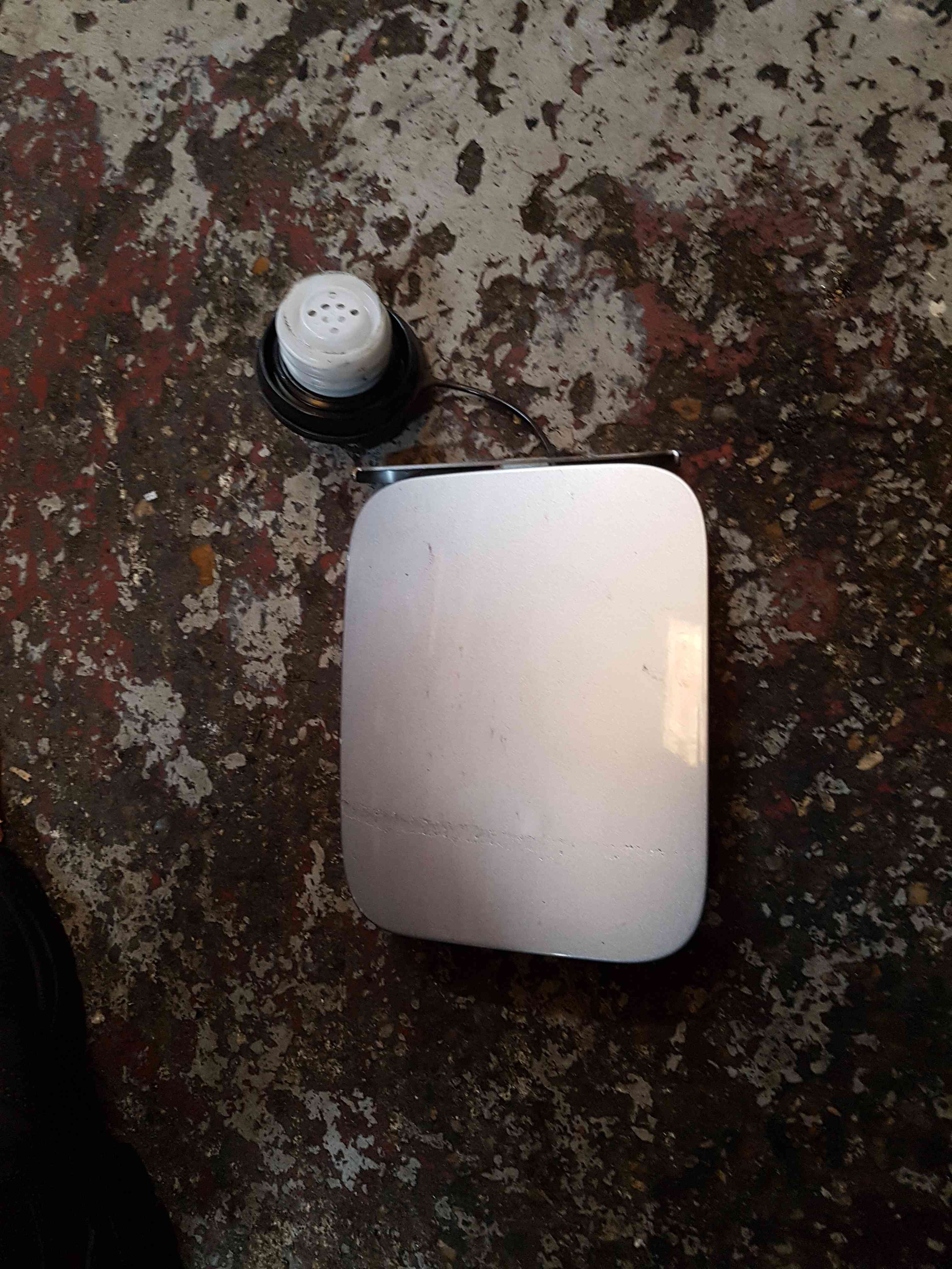 Thumb 2 Nissan Juke MK1 2010-2014 Fuel Flap Cover Silver KY0