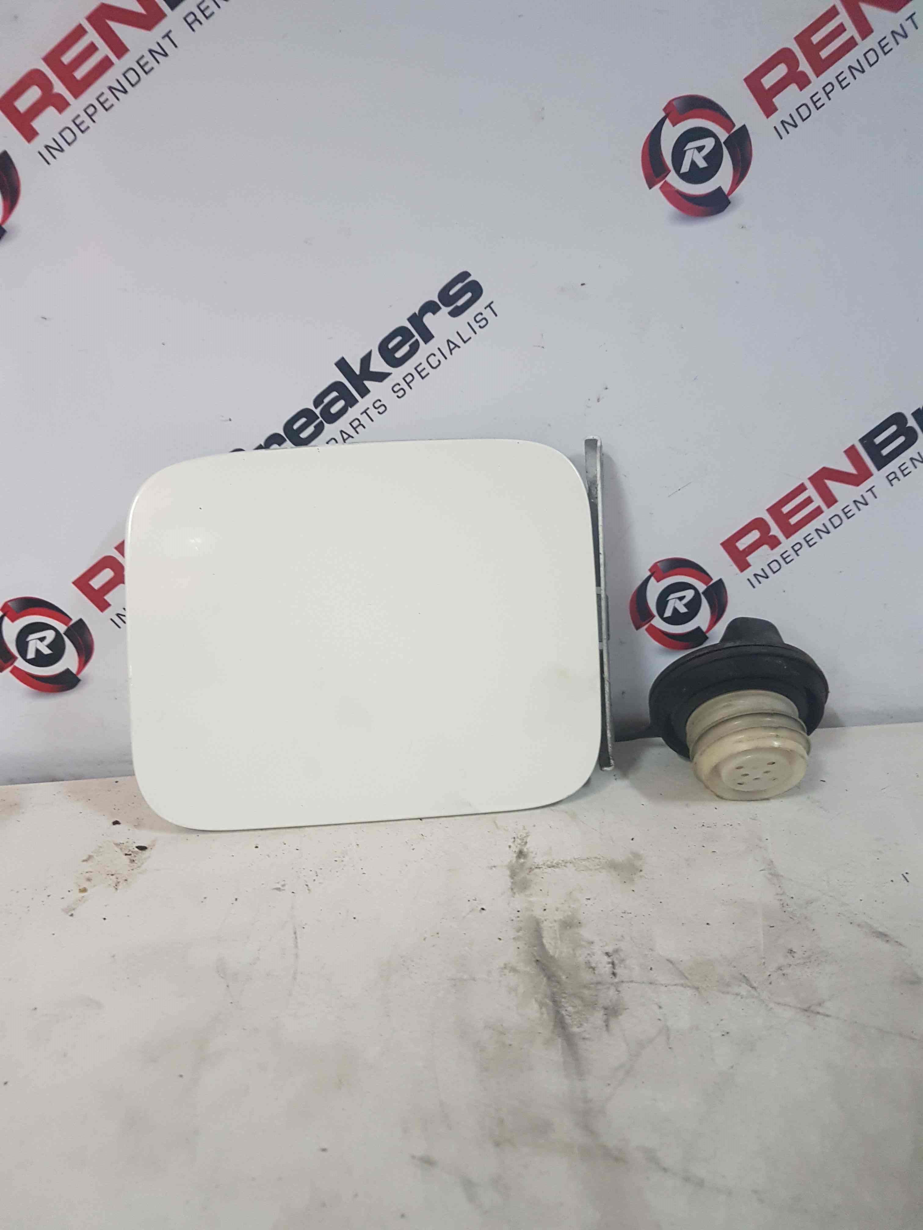 Thumb 3 Nissan Juke MK1 2010-2014 Fuel Flap Hinge CAP White 326