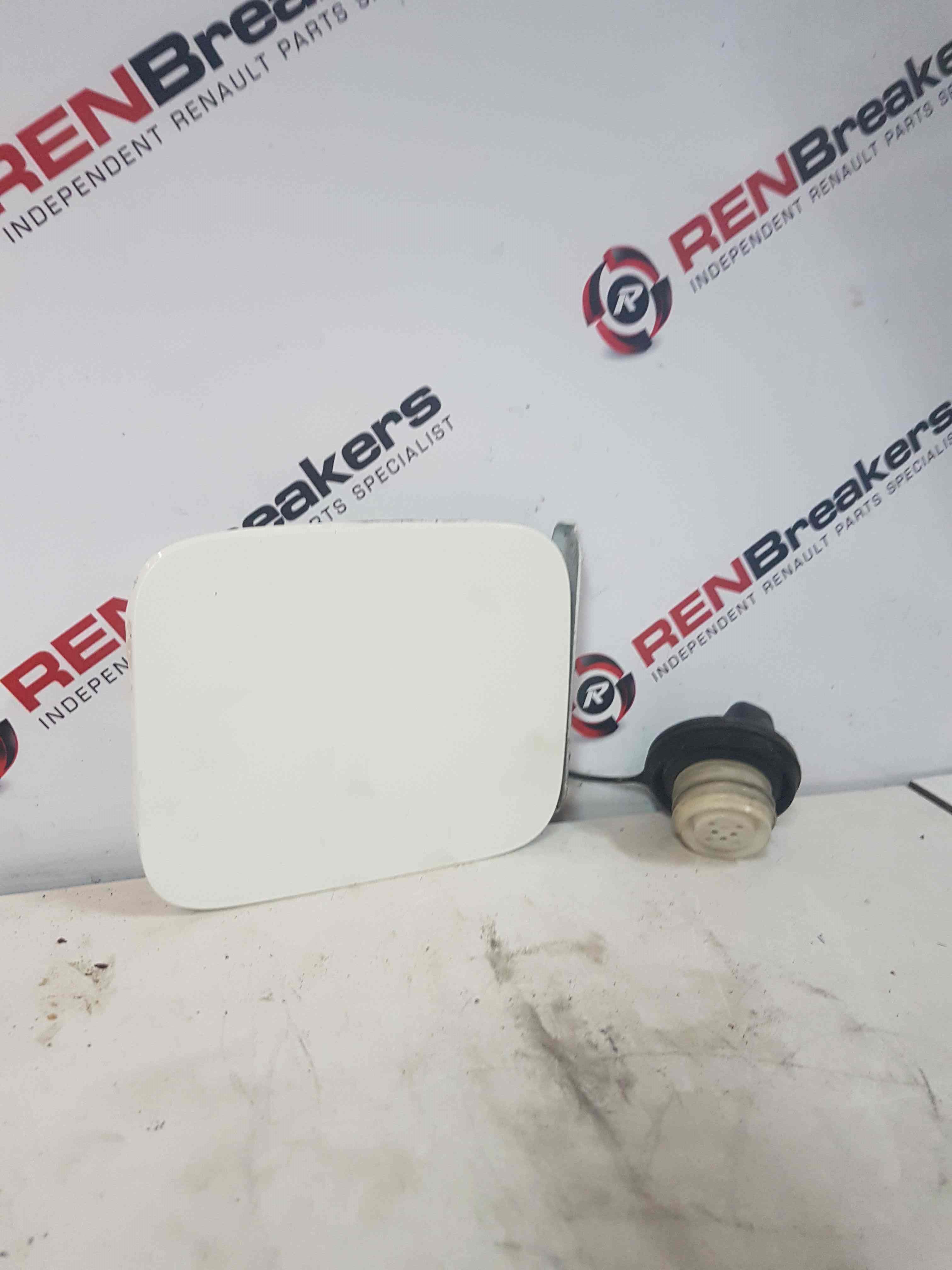 Thumb 7 Nissan Juke MK1 2010-2014 Fuel Flap Hinge CAP White 326