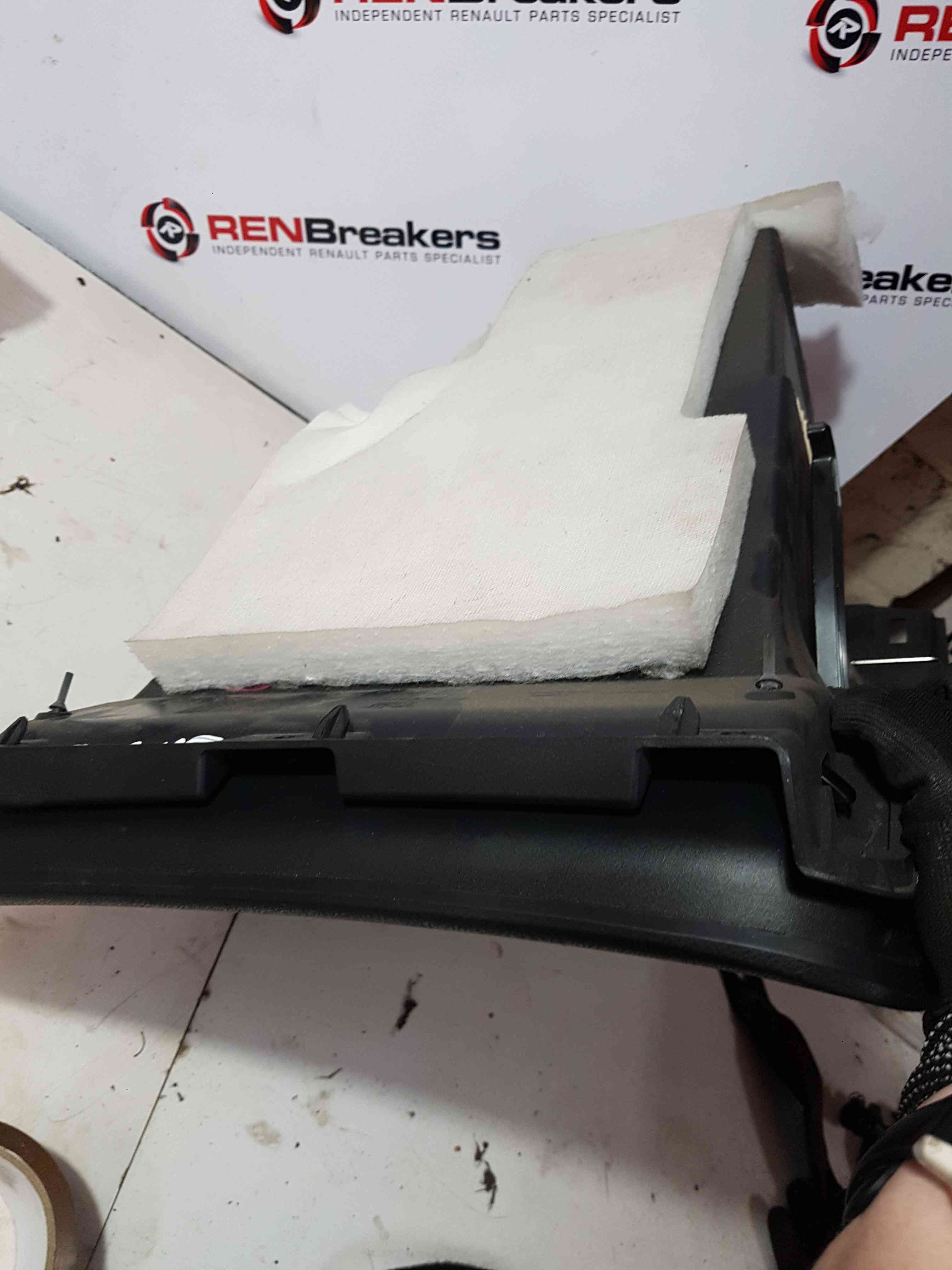 Thumb 4 Nissan Juke MK1 2010-2014 Glove BOX Storage