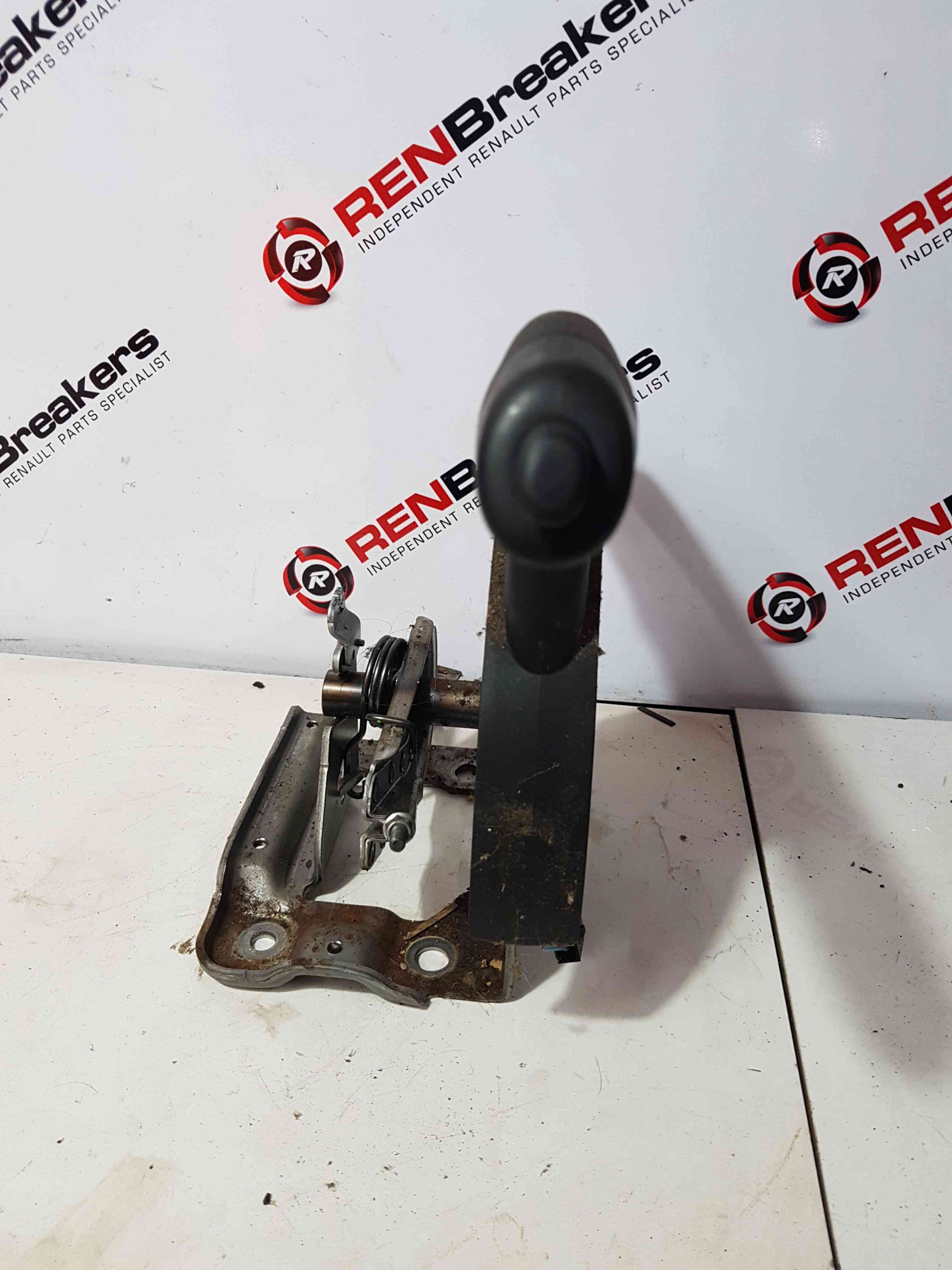 Thumb 2 Nissan Juke MK1 2010-2014 Handbrake Mechanism