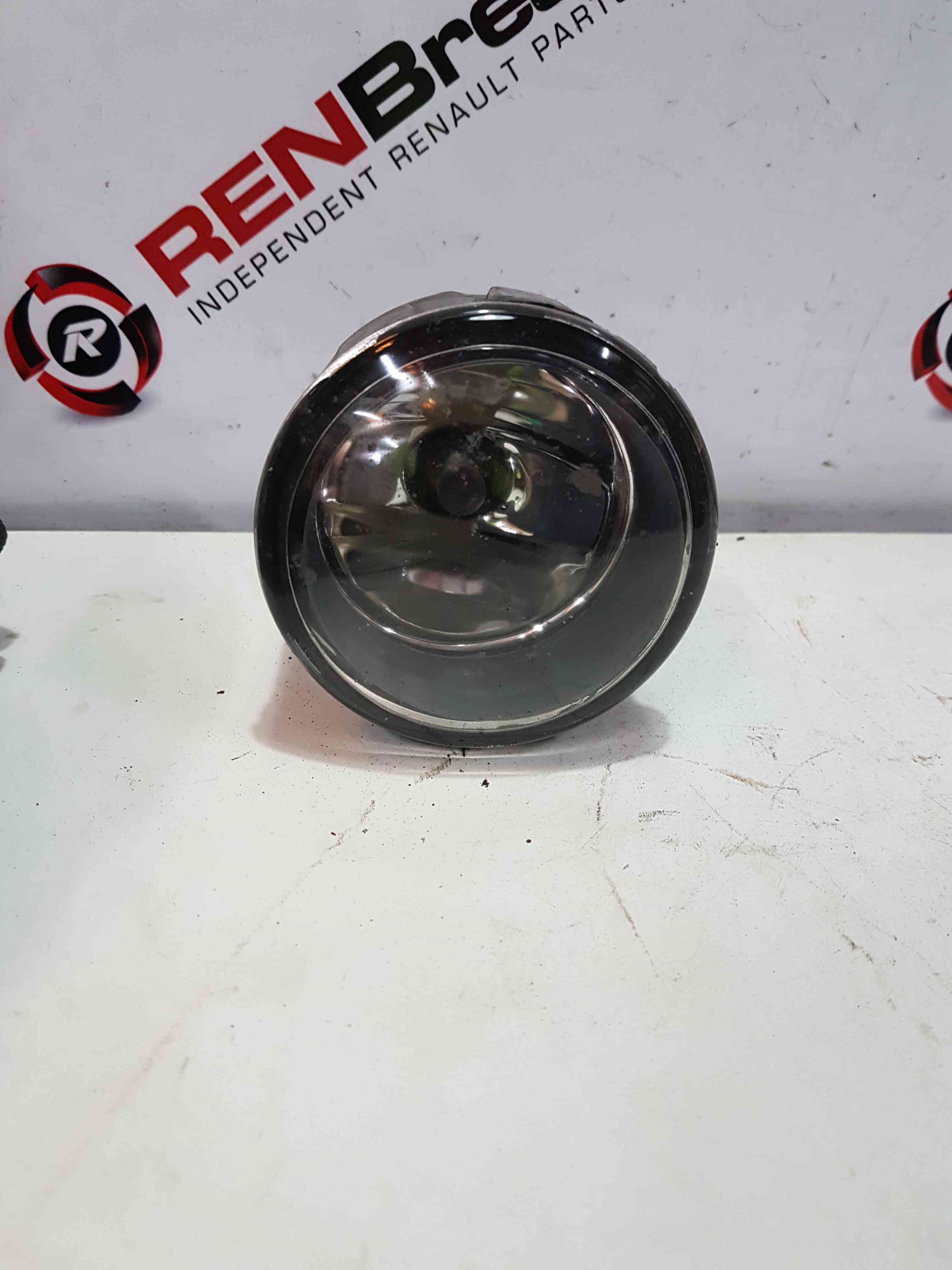 Thumb 7 Nissan Juke MK1 2010-2014 NSF Passenger FOG Light 