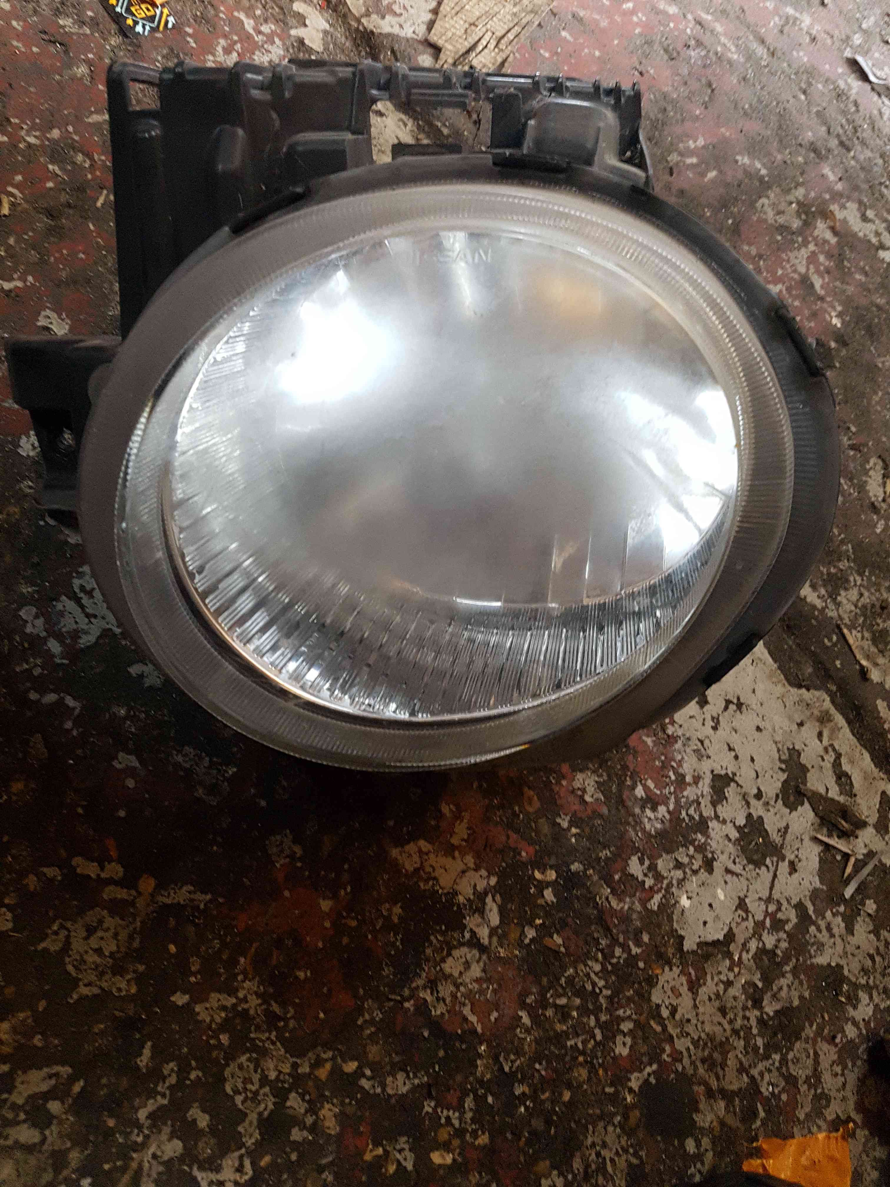Thumb 3 Nissan Juke MK1 2010-2014 NSF Passenger Head FOG Light Cloudy