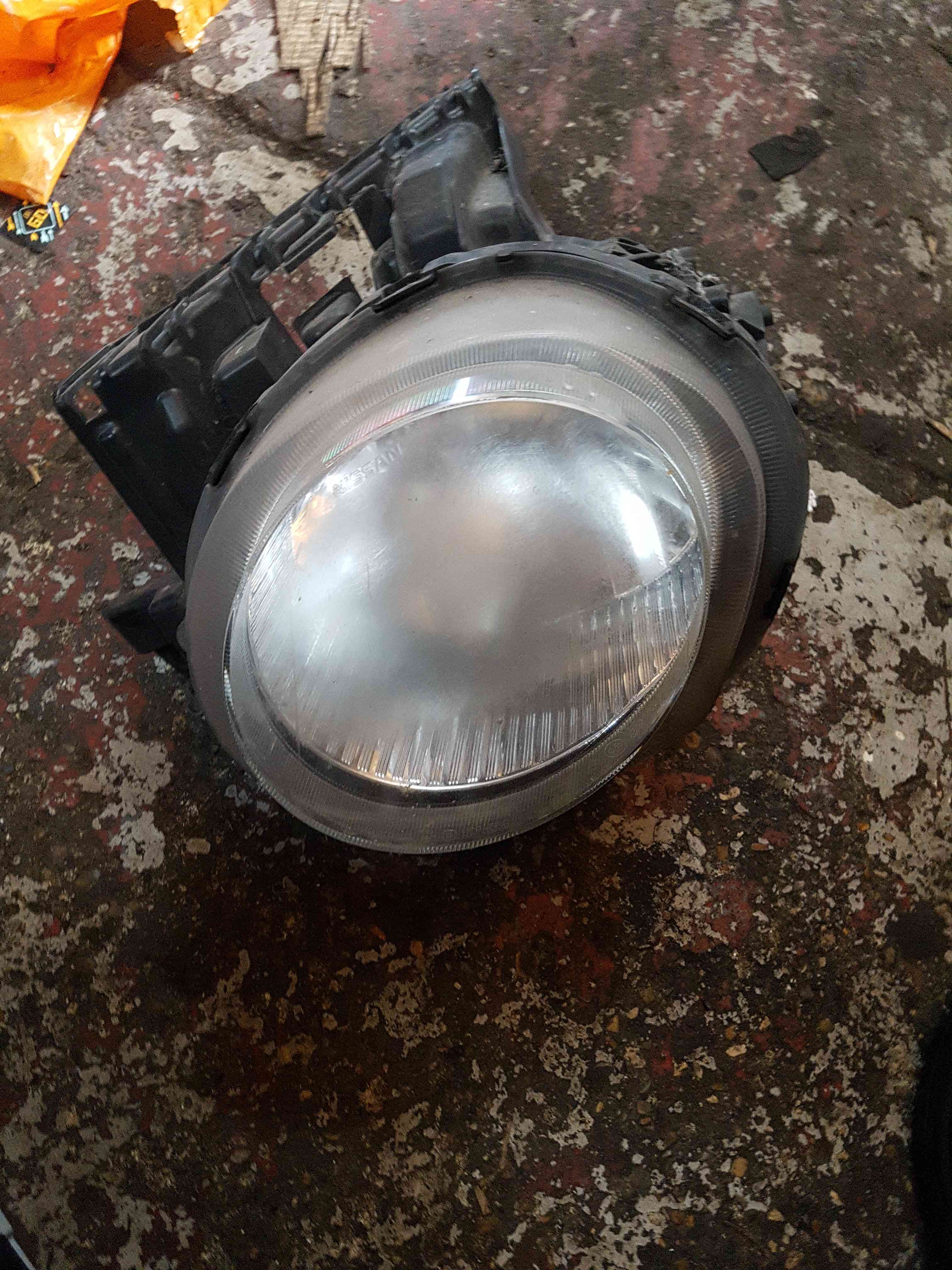 Thumb 4 Nissan Juke MK1 2010-2014 NSF Passenger Head FOG Light Cloudy