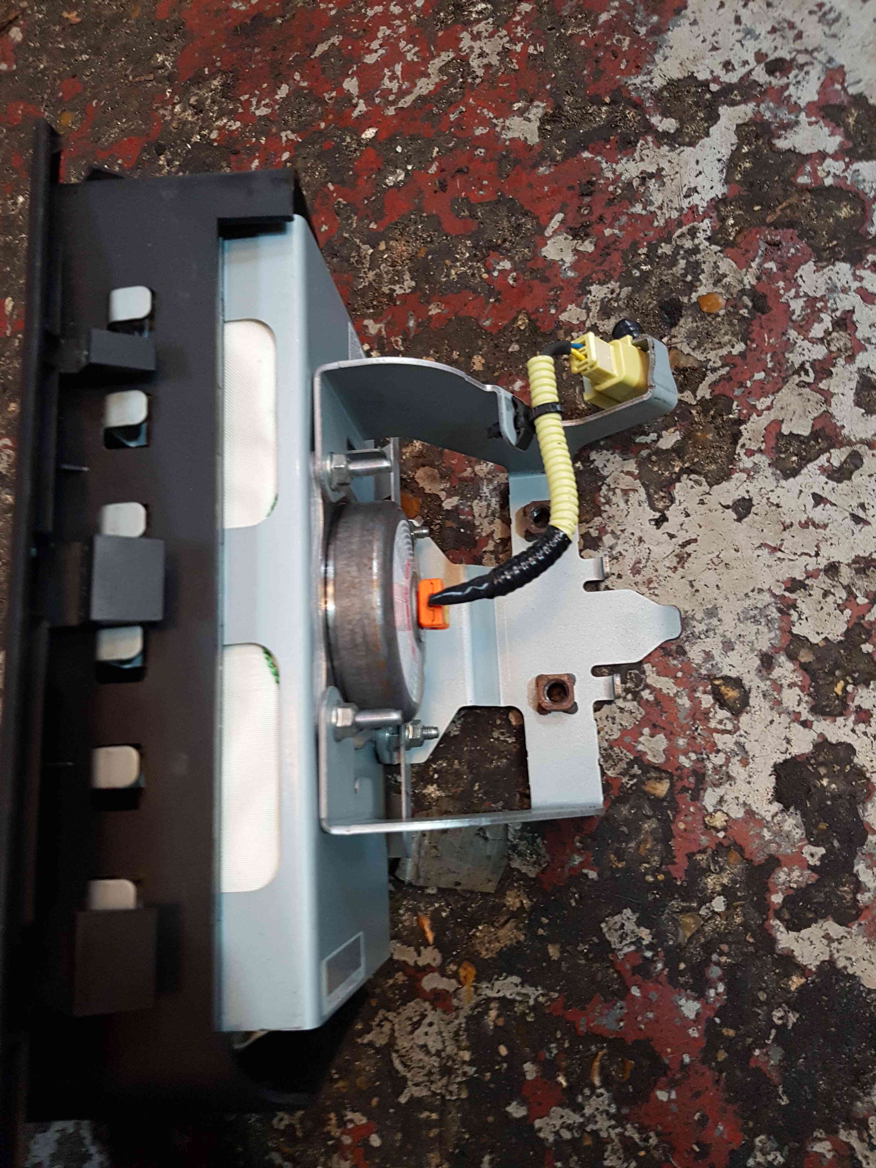 Thumb 5 Nissan Juke MK1 2010-2014 Passenger Dashboard Airbag