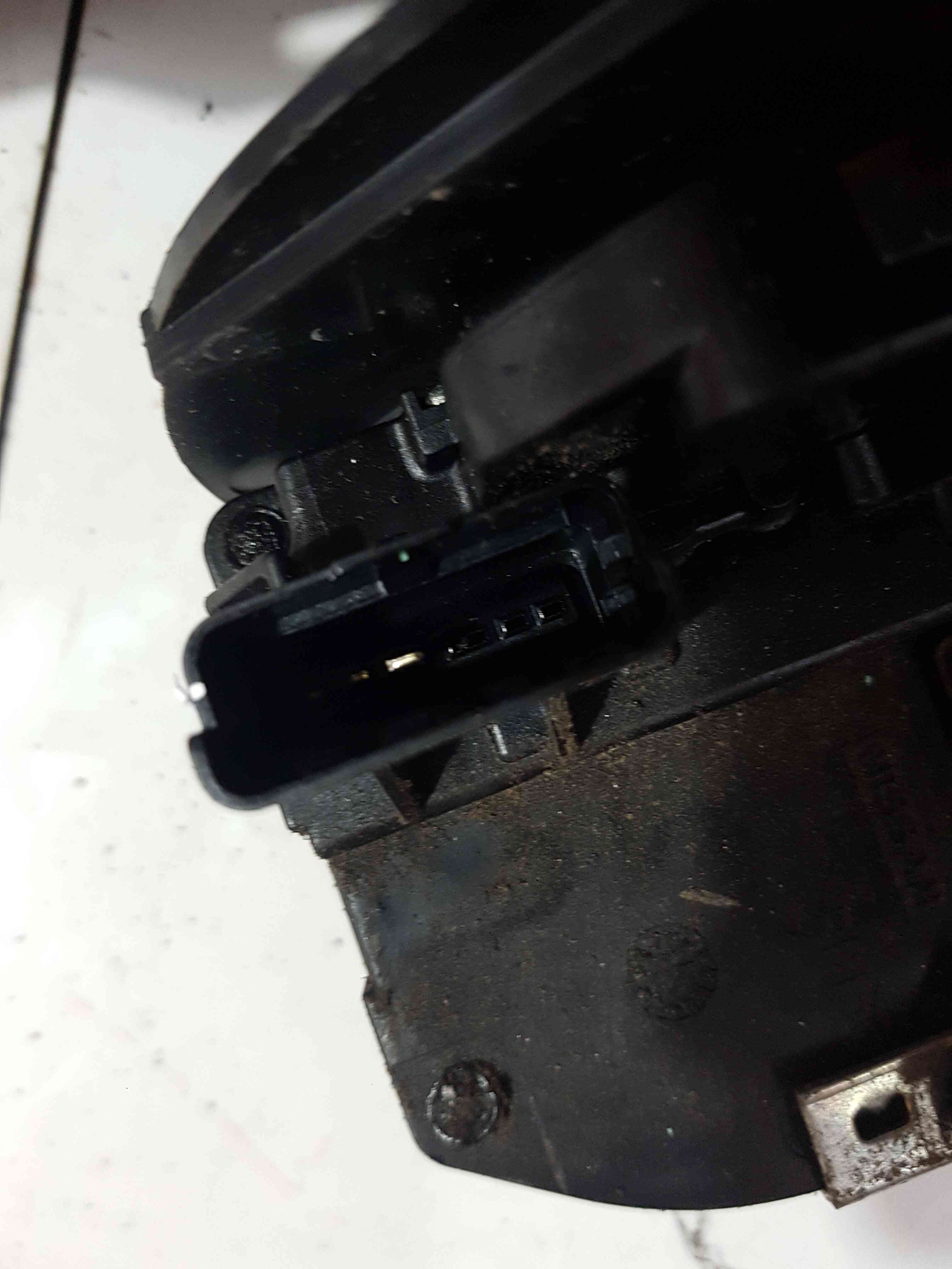 Thumb 3 Nissan Juke MK1 2010-2014 Passenger NSF Front Door Lock Mechanism