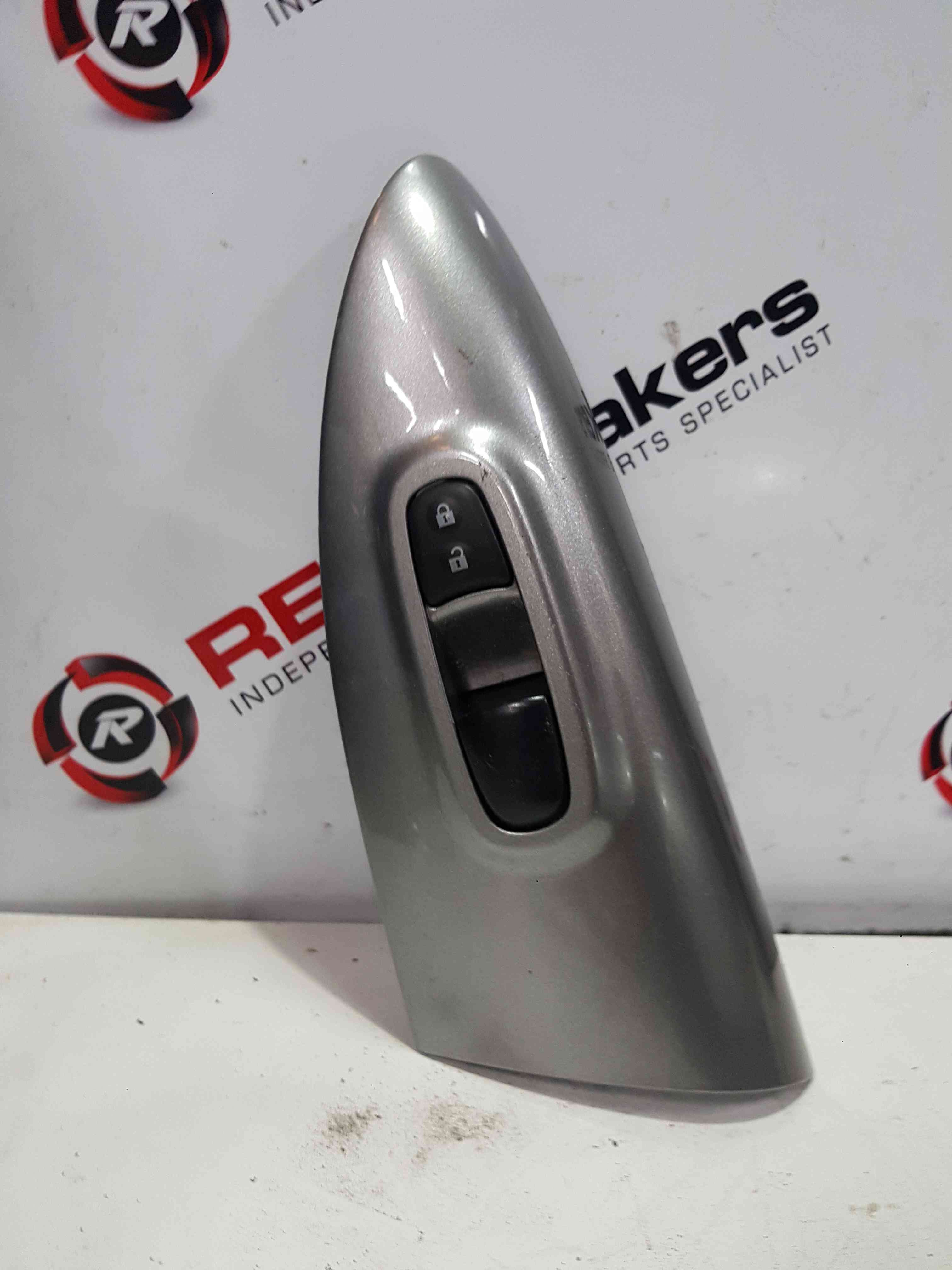 Thumb 9 Nissan Juke MK1 2010-2014 Passenger NSF Front Window Switch Panel 254111Ka5a