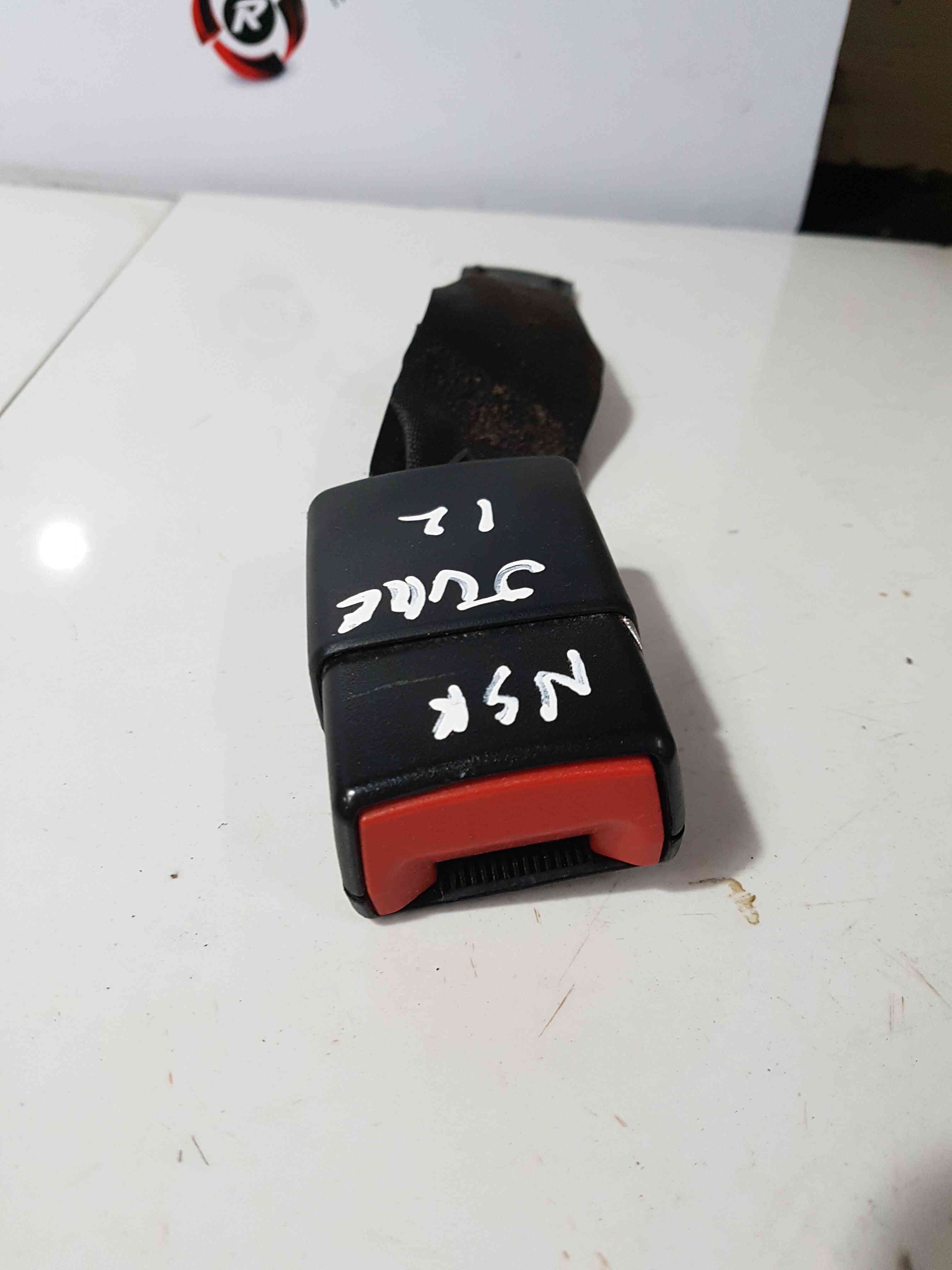 Thumb 3 Nissan Juke MK1 2010-2014 Passenger NSR Middle Seat Belt Buckle Anchor Clip