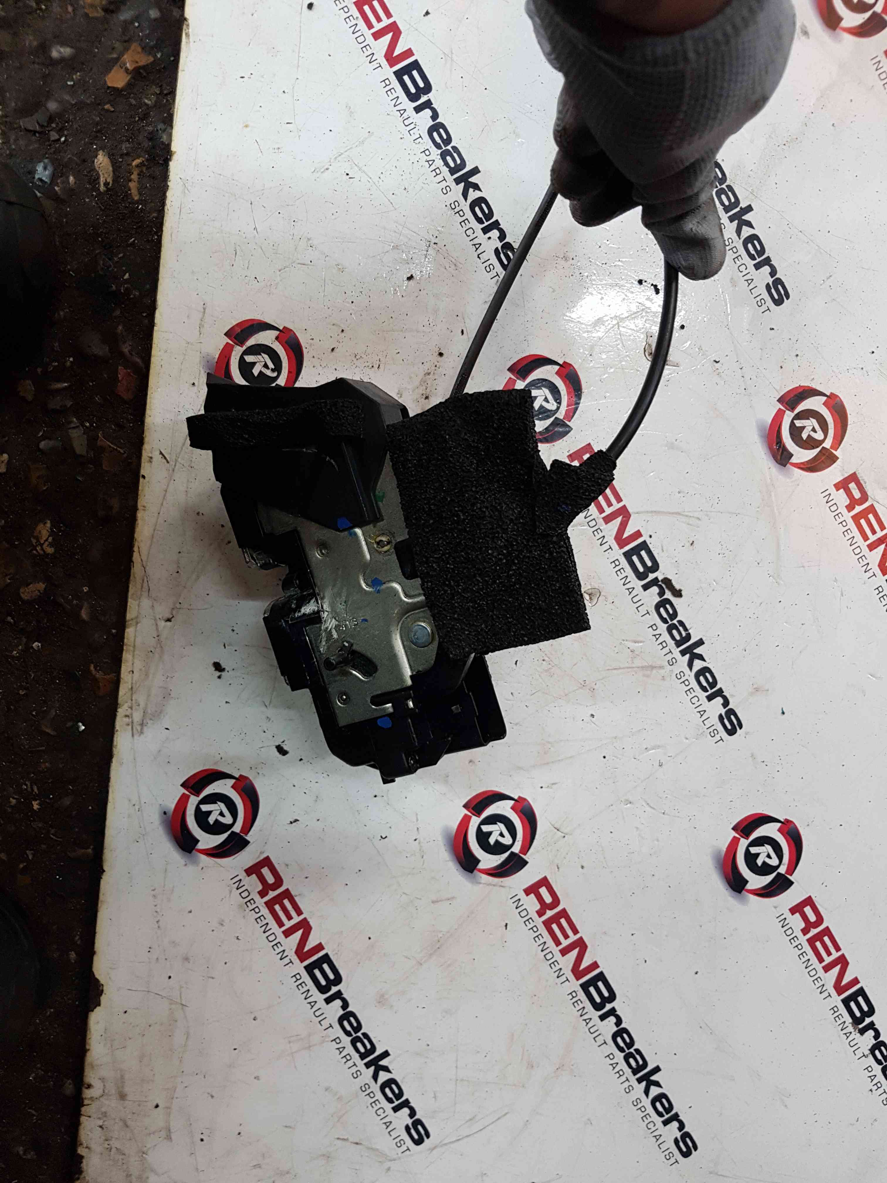Thumb 3 Nissan Juke MK1 2010-2014 Passenger NSR Rear Door Lock Mechanism
