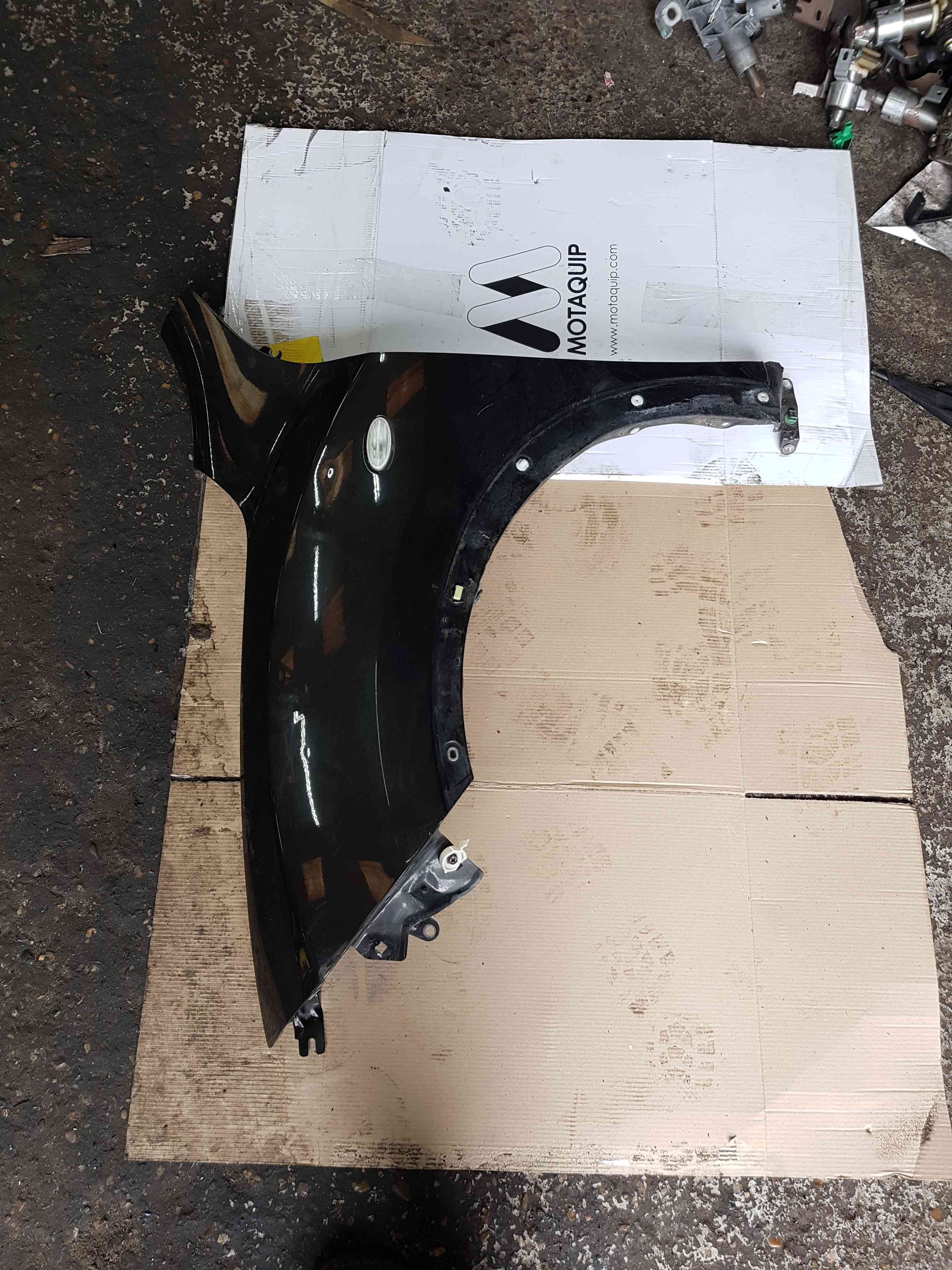 Thumb 7 Nissan Juke MK1 2010-2014 Passenger Ns Wing Grey Black Brown KAX