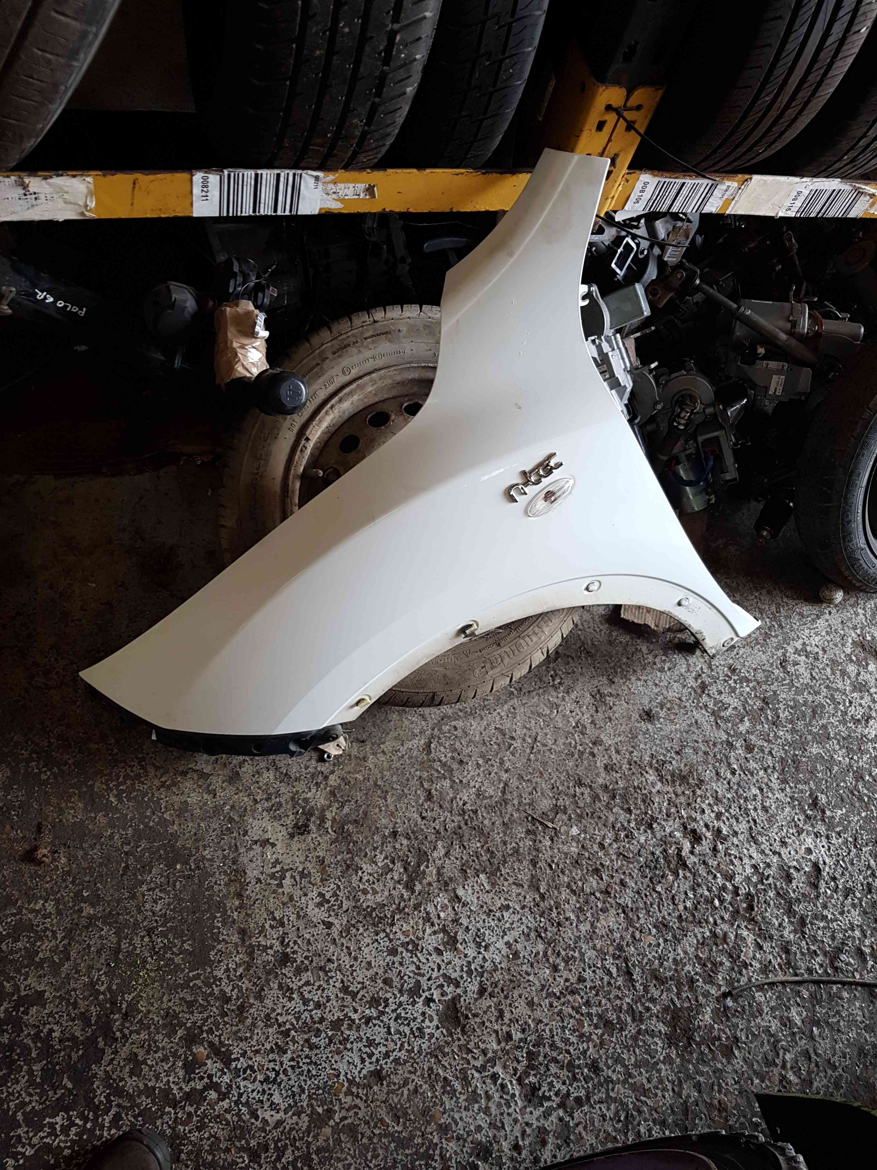 Thumb 2 Nissan Juke MK1 2010-2014 Passenger Ns Wing White 326