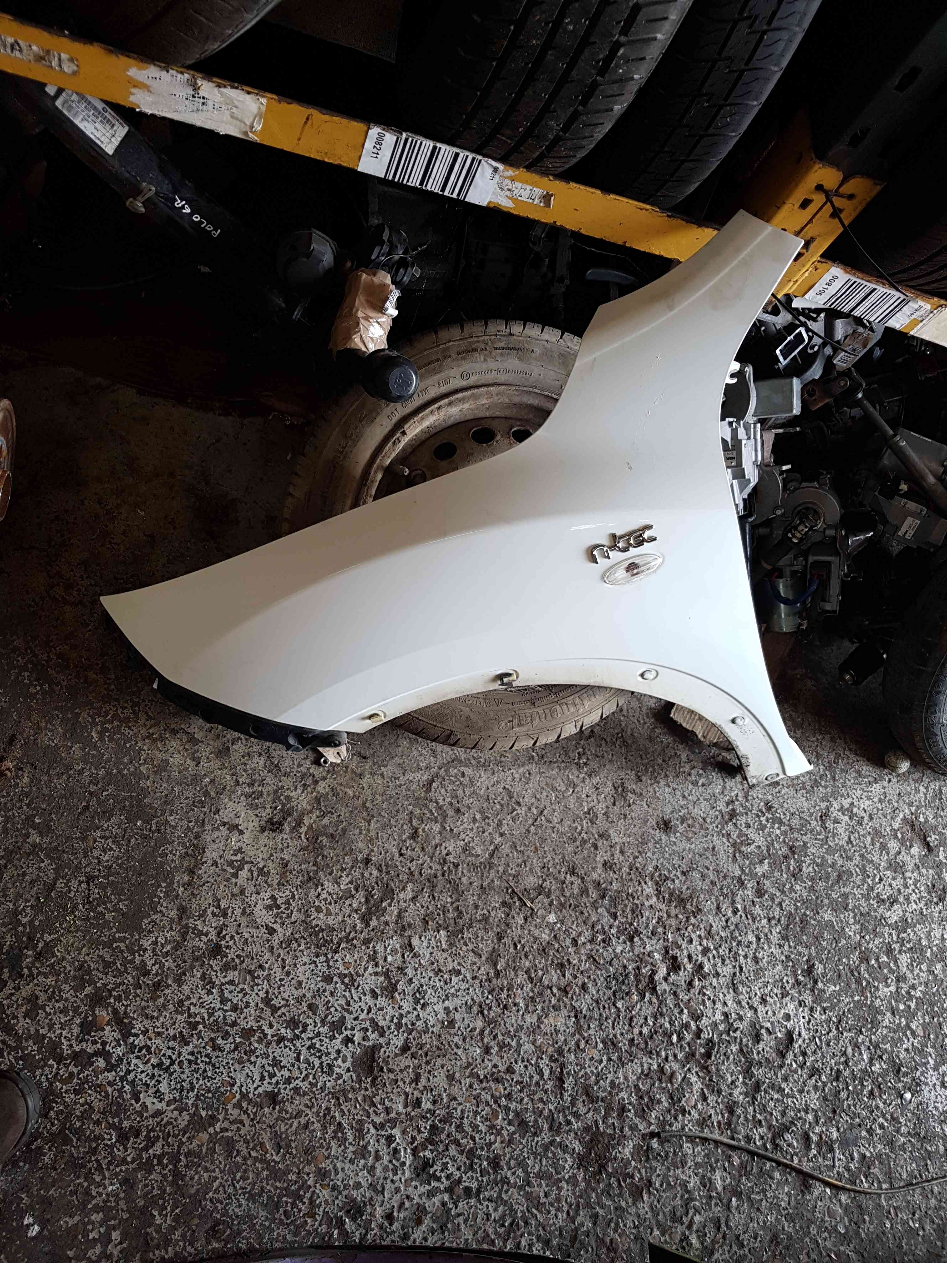 Thumb 4 Nissan Juke MK1 2010-2014 Passenger Ns Wing White 326