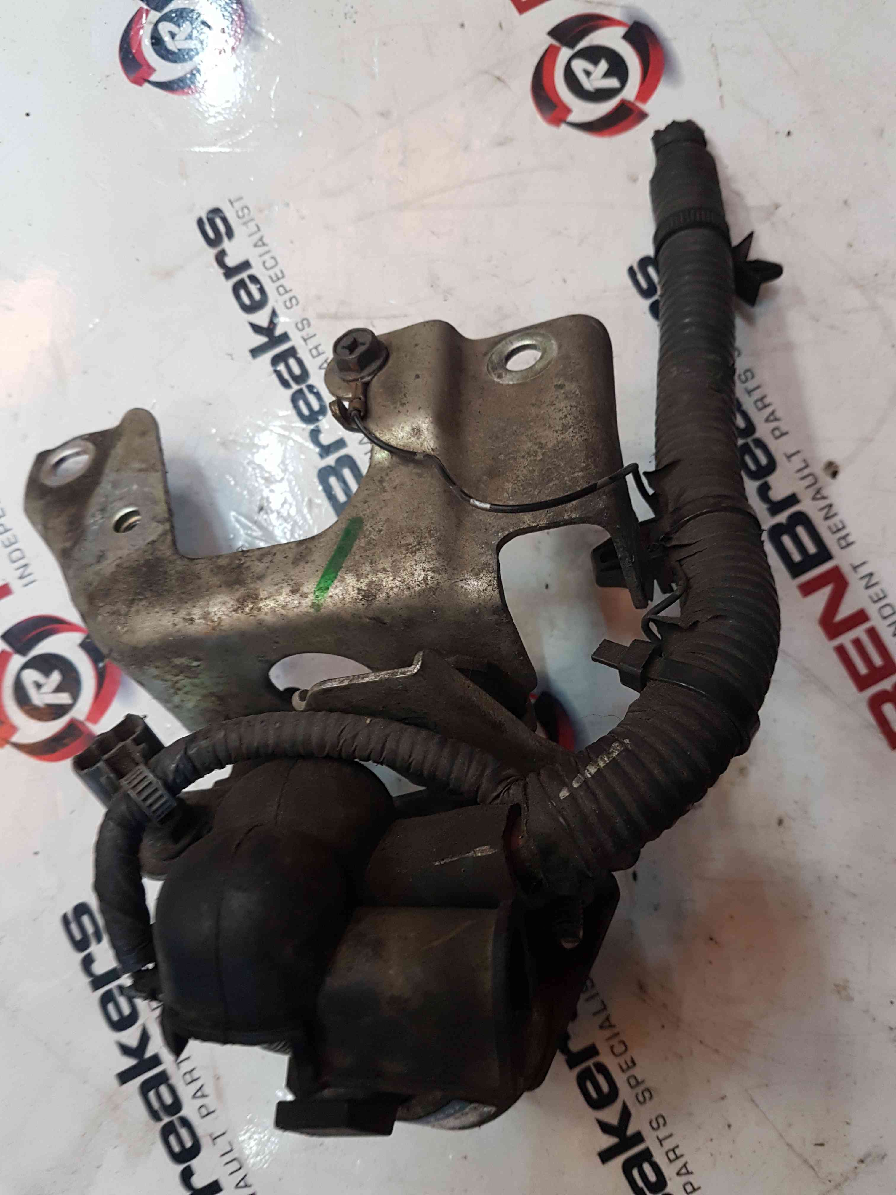 Thumb 5 Nissan Juke MK1 2010-2014 Starter Motor Relay 251151KB0A