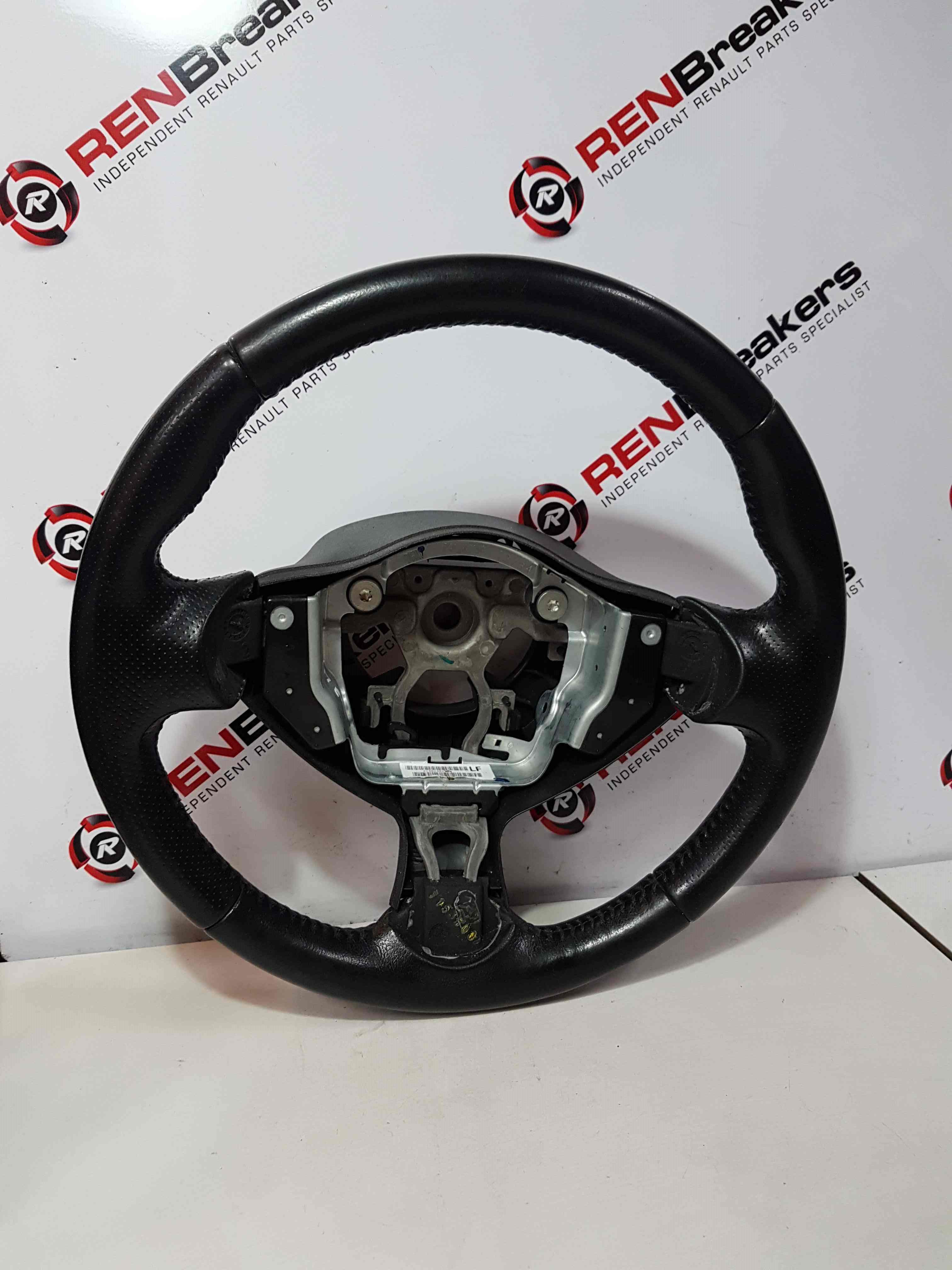Thumb 2 Nissan Juke MK1 2010-2014 Steering Wheel