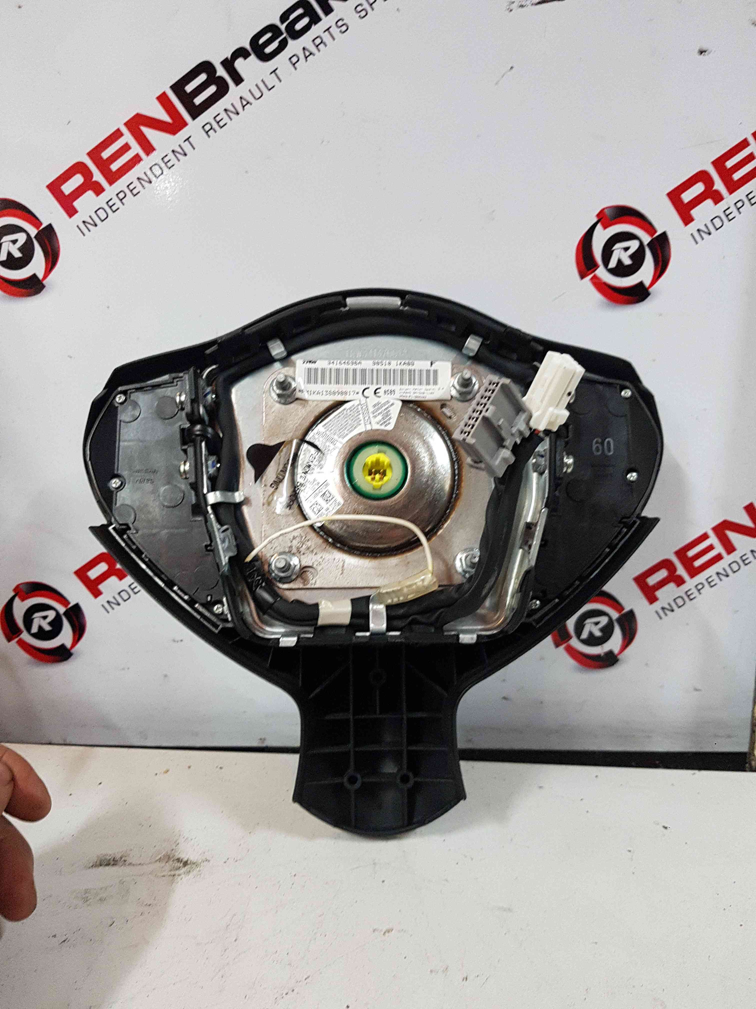 Thumb 7 Nissan Juke MK1 2010-2014 Steering Wheel AIR