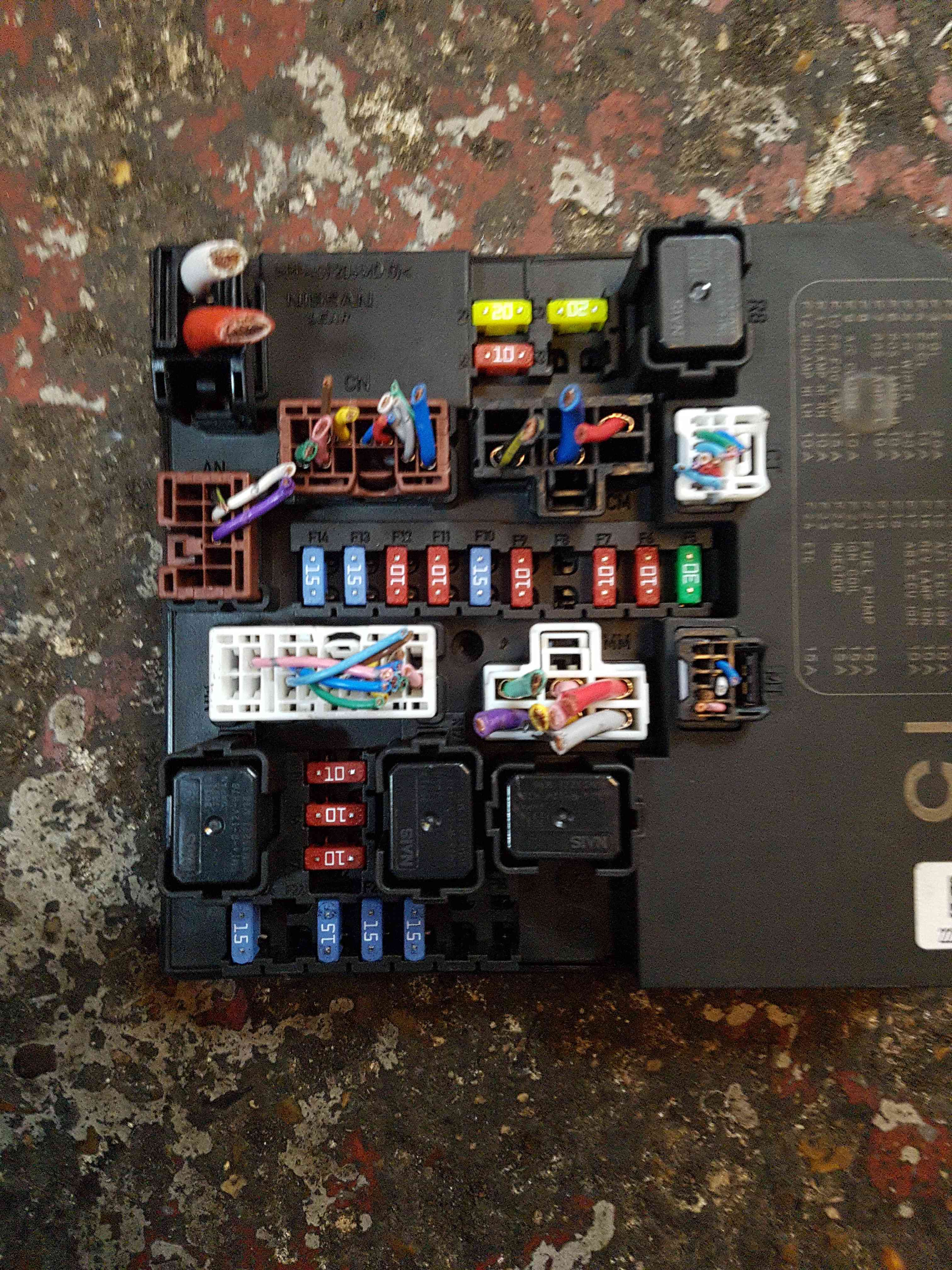 Thumb 4 Nissan Juke MK1 2010-2014 UPC Unit Fuse BOX 284B71kk0a