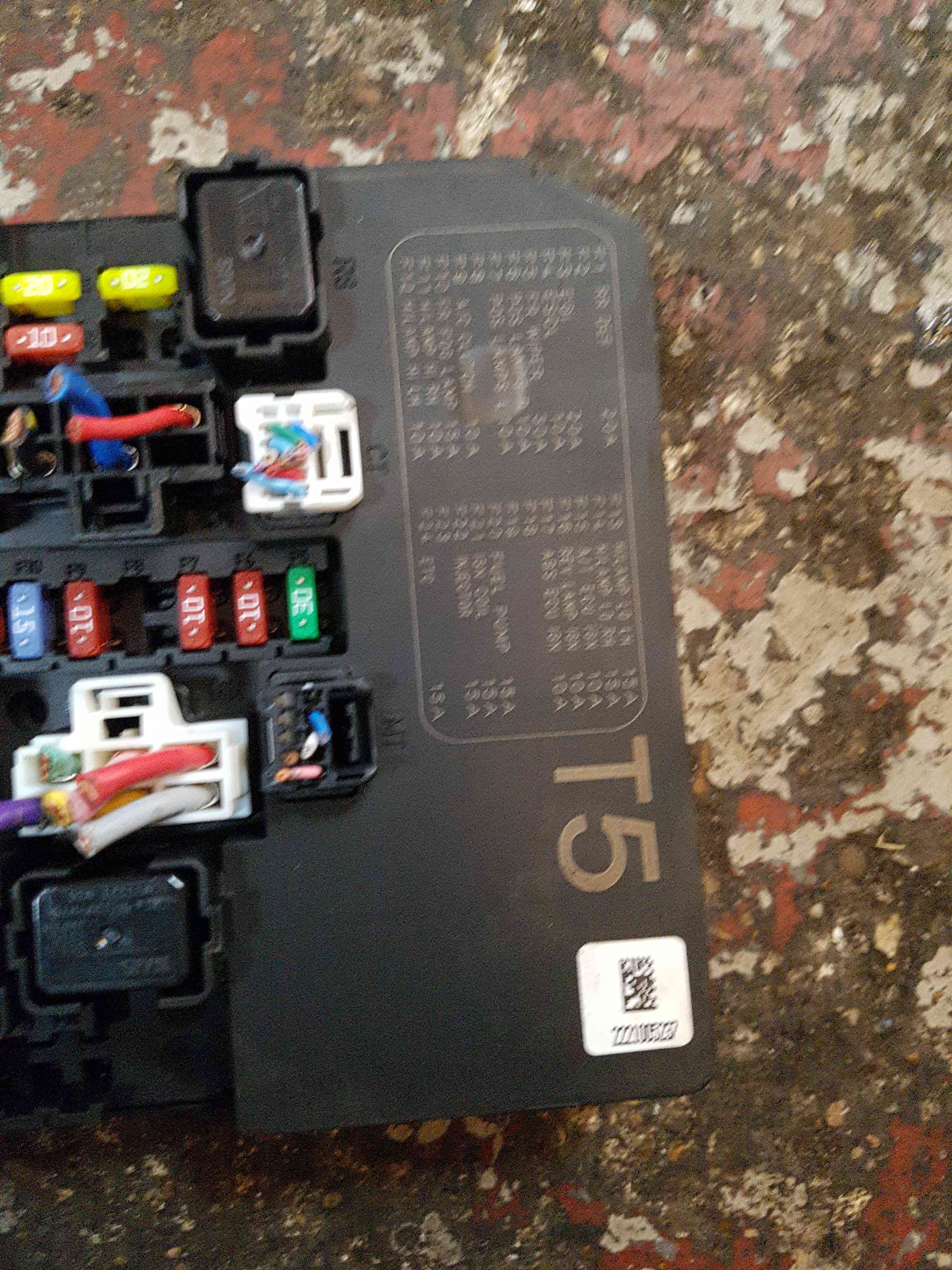 Thumb 5 Nissan Juke MK1 2010-2014 UPC Unit Fuse BOX 284B71kk0a