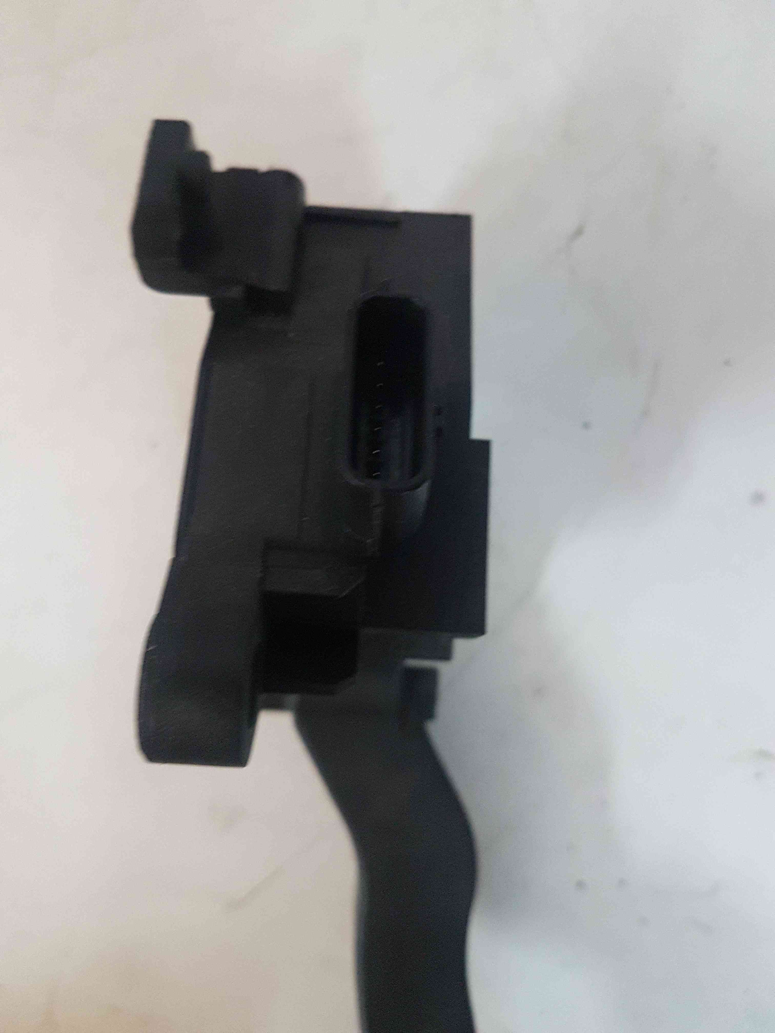 Thumb 3 Nissan Leaf 2010-2017 Accelerator Pedal Throttle 180021HM0B