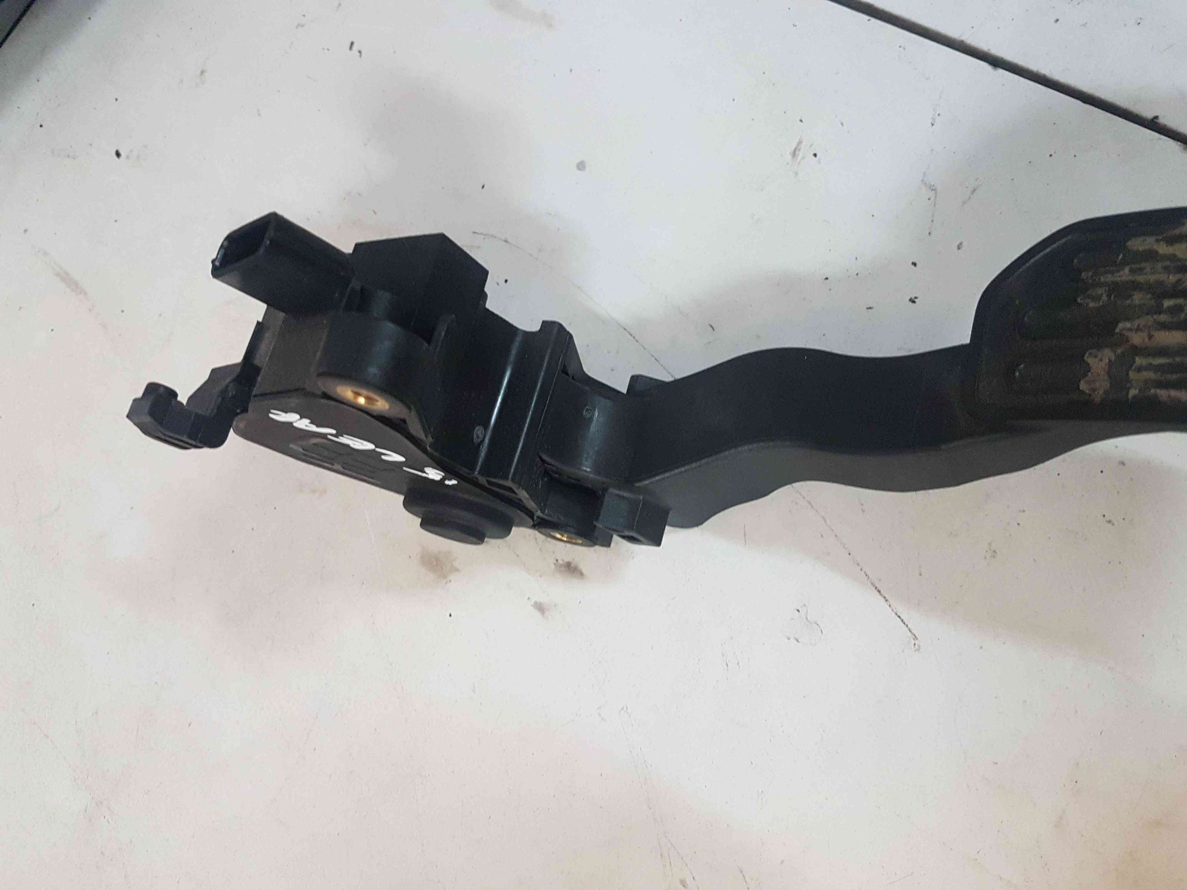 Thumb 4 Nissan Leaf 2010-2017 Accelerator Pedal Throttle 180021HM0B
