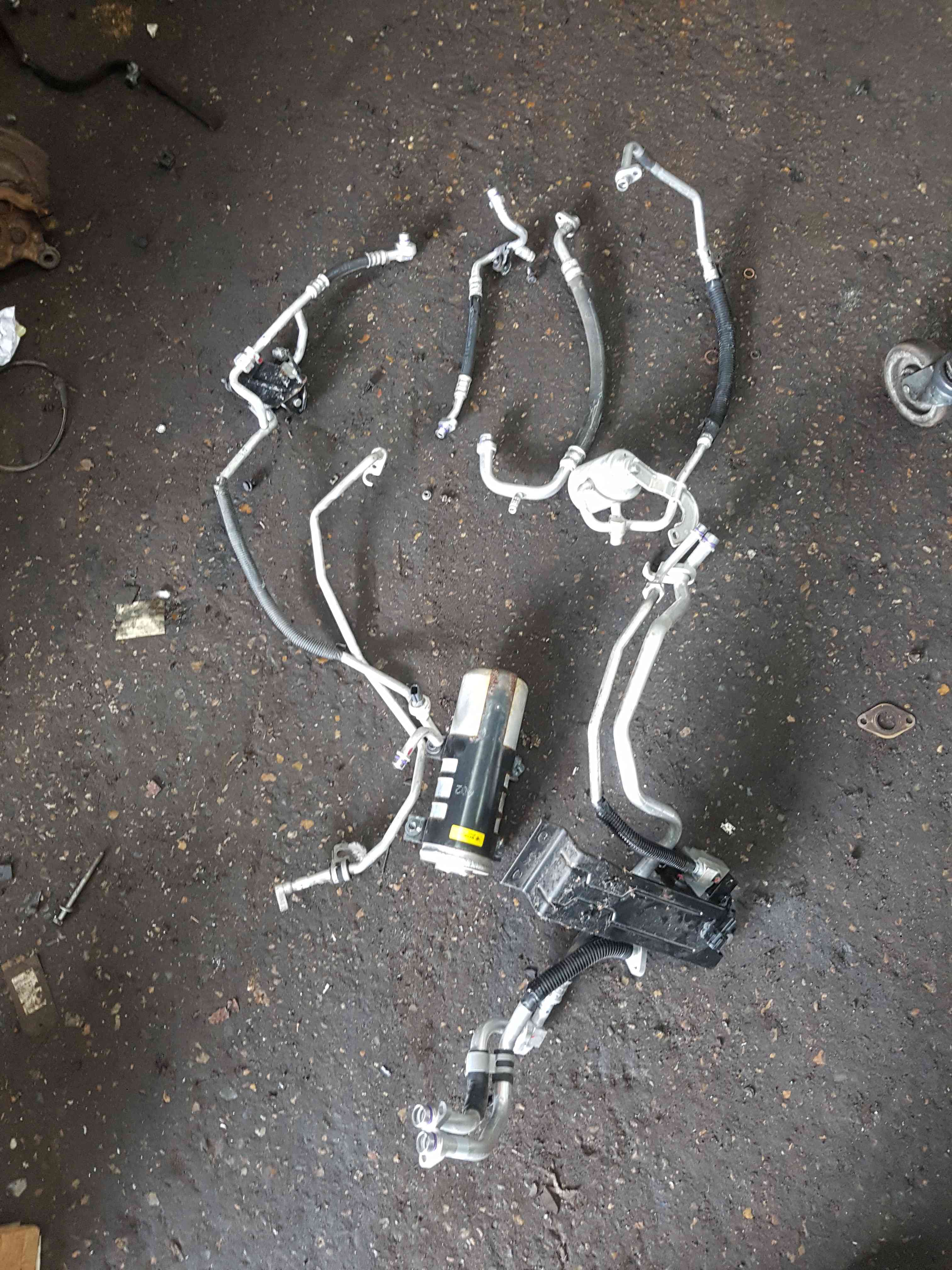 Thumb 6 Nissan Leaf 2010-2017 Aircon Pipes Unit 924793nl0b