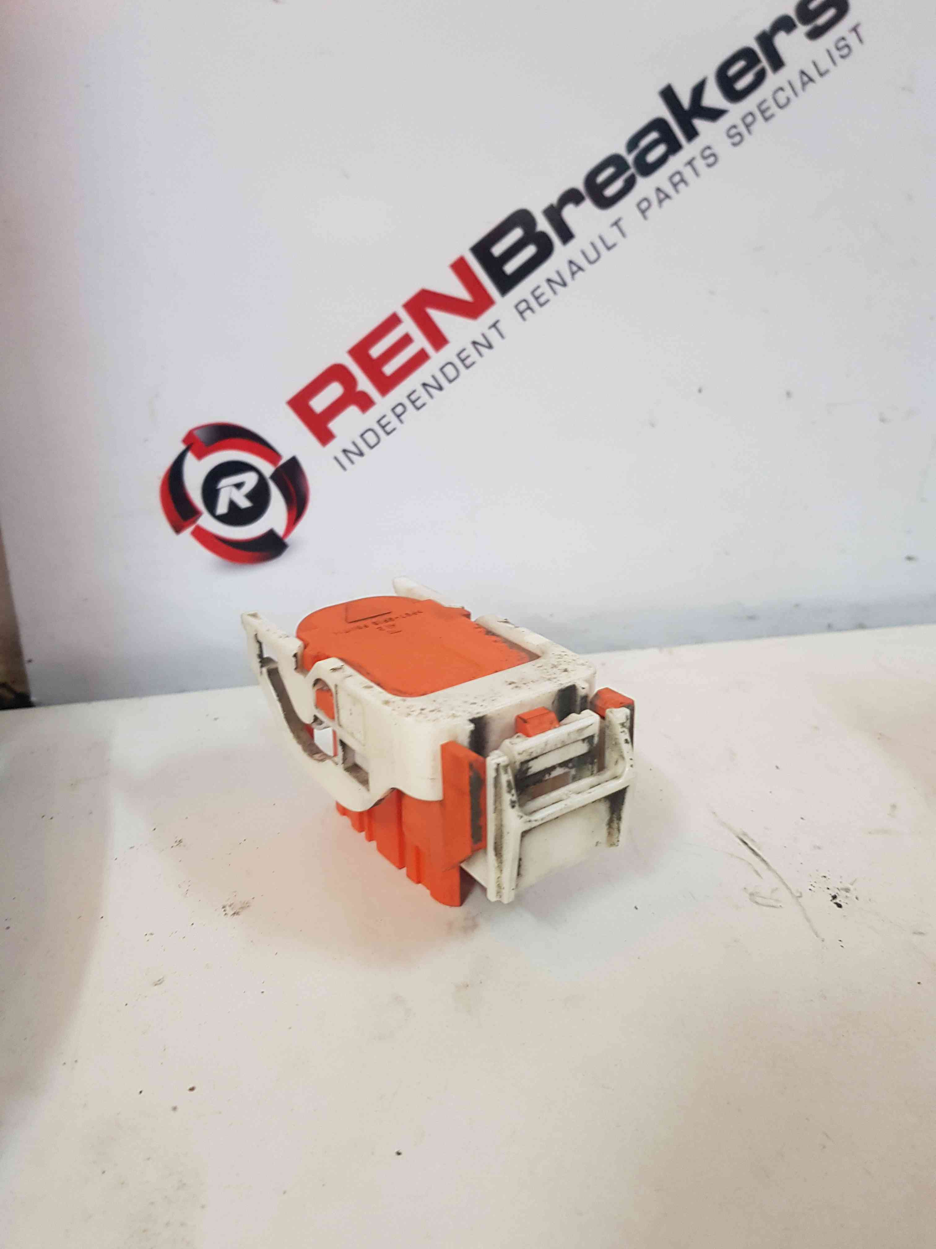 Thumb 4 Nissan Leaf 2010-2017 Battery Fuse High Voltage Relay