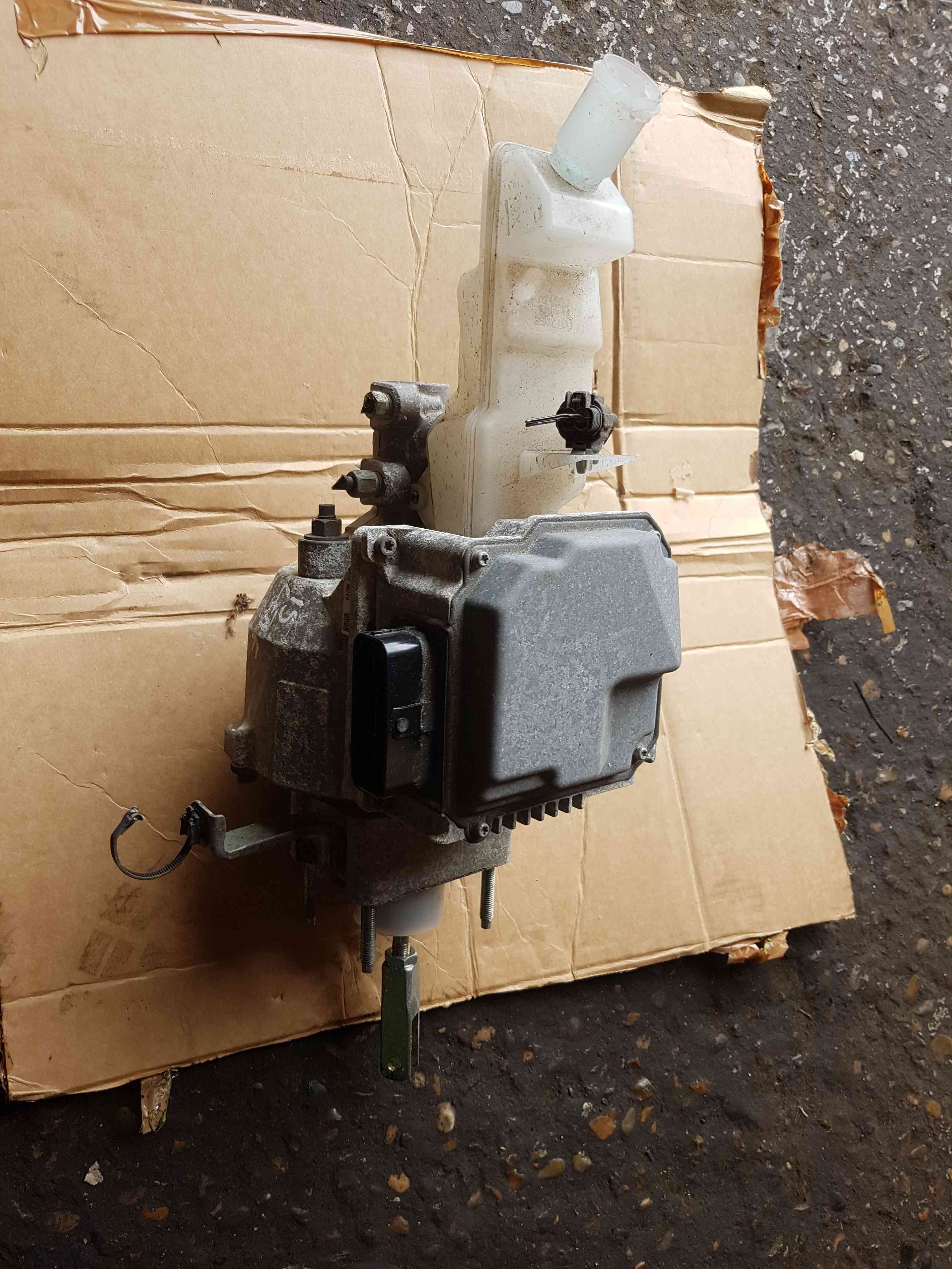 Thumb 3 Nissan Leaf 2010-2017 Brake Master Cylinder + Servo A9a0008c6 94009866 20150527