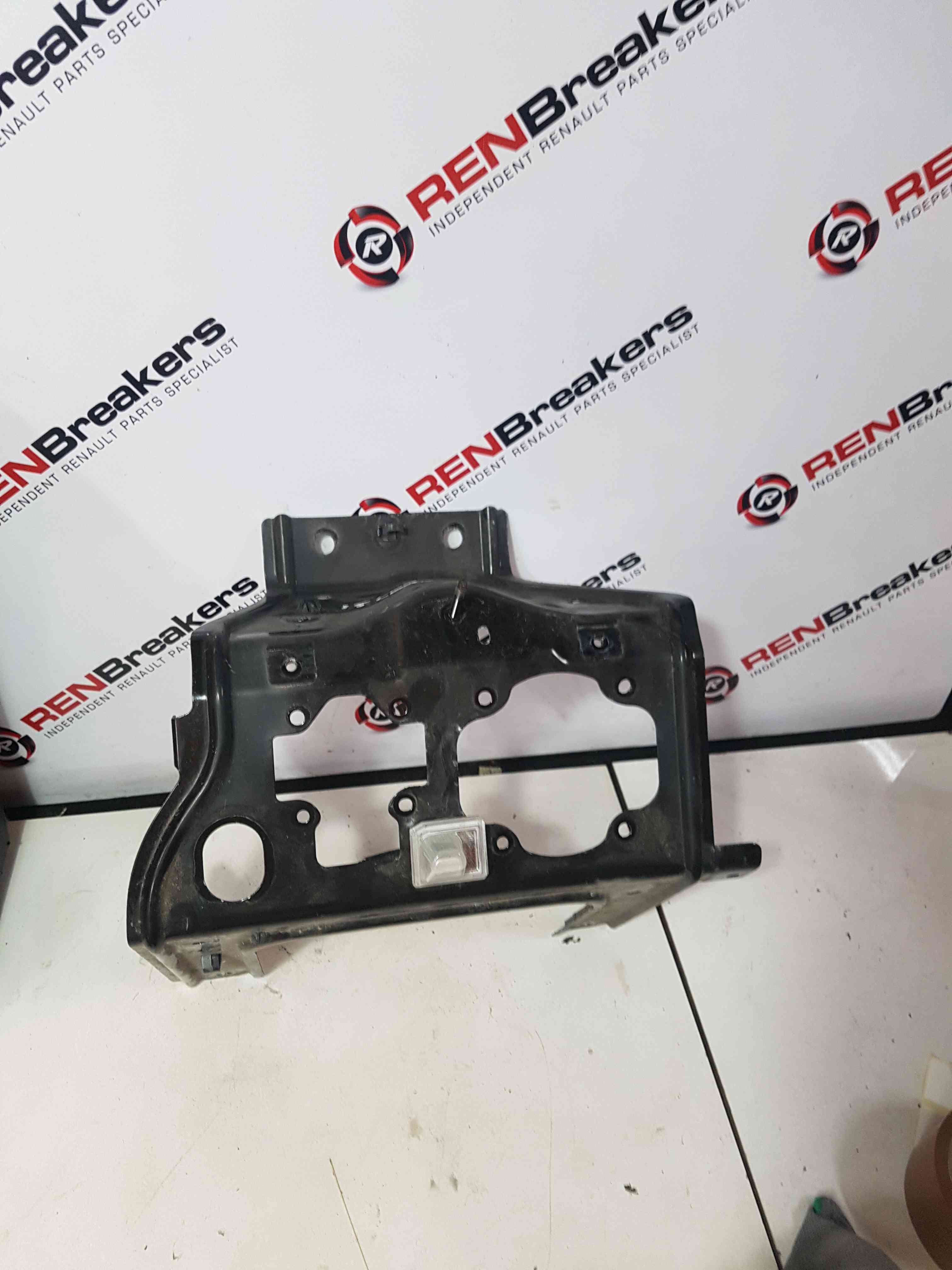 Thumb 6 Nissan Leaf 2010-2017 Charger Surround Cage