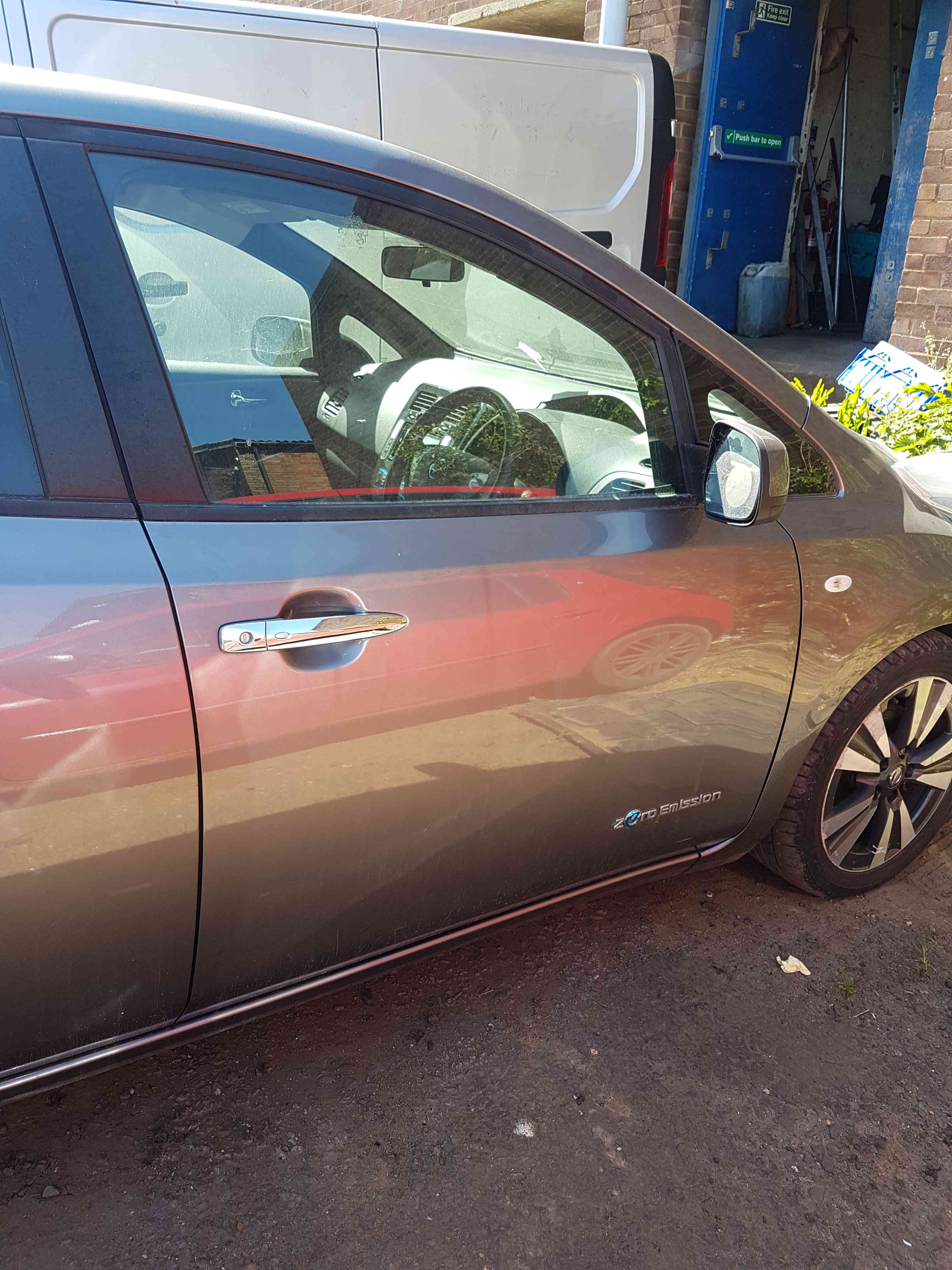 Thumb 4 Nissan Leaf 2010-2017 Drivers OSF Door Right KAD Grey Metallic Gunmetal Grey