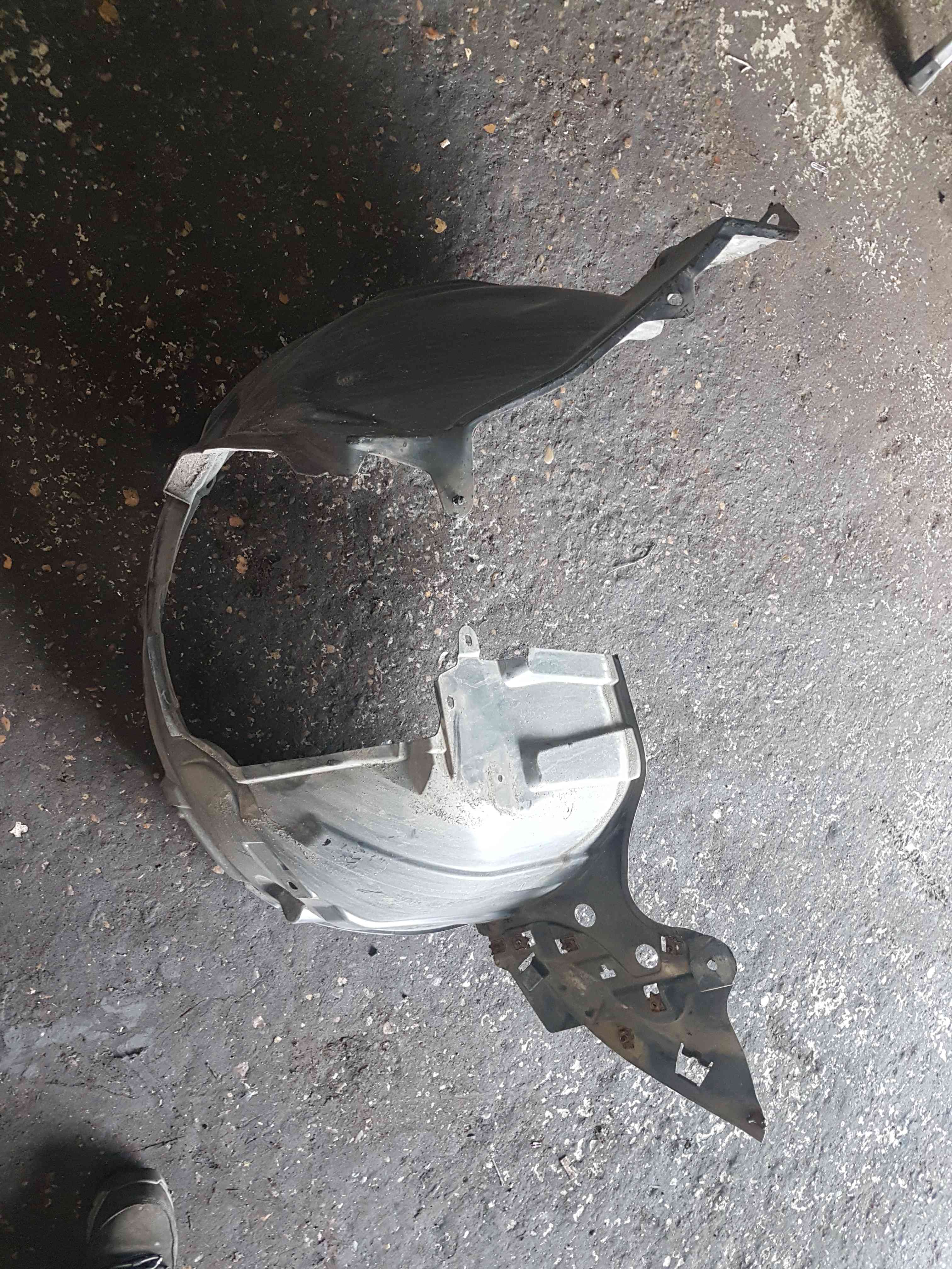 Thumb 3 Nissan Leaf 2010-2017 Drivers OSF Front Arch Liner Guard
