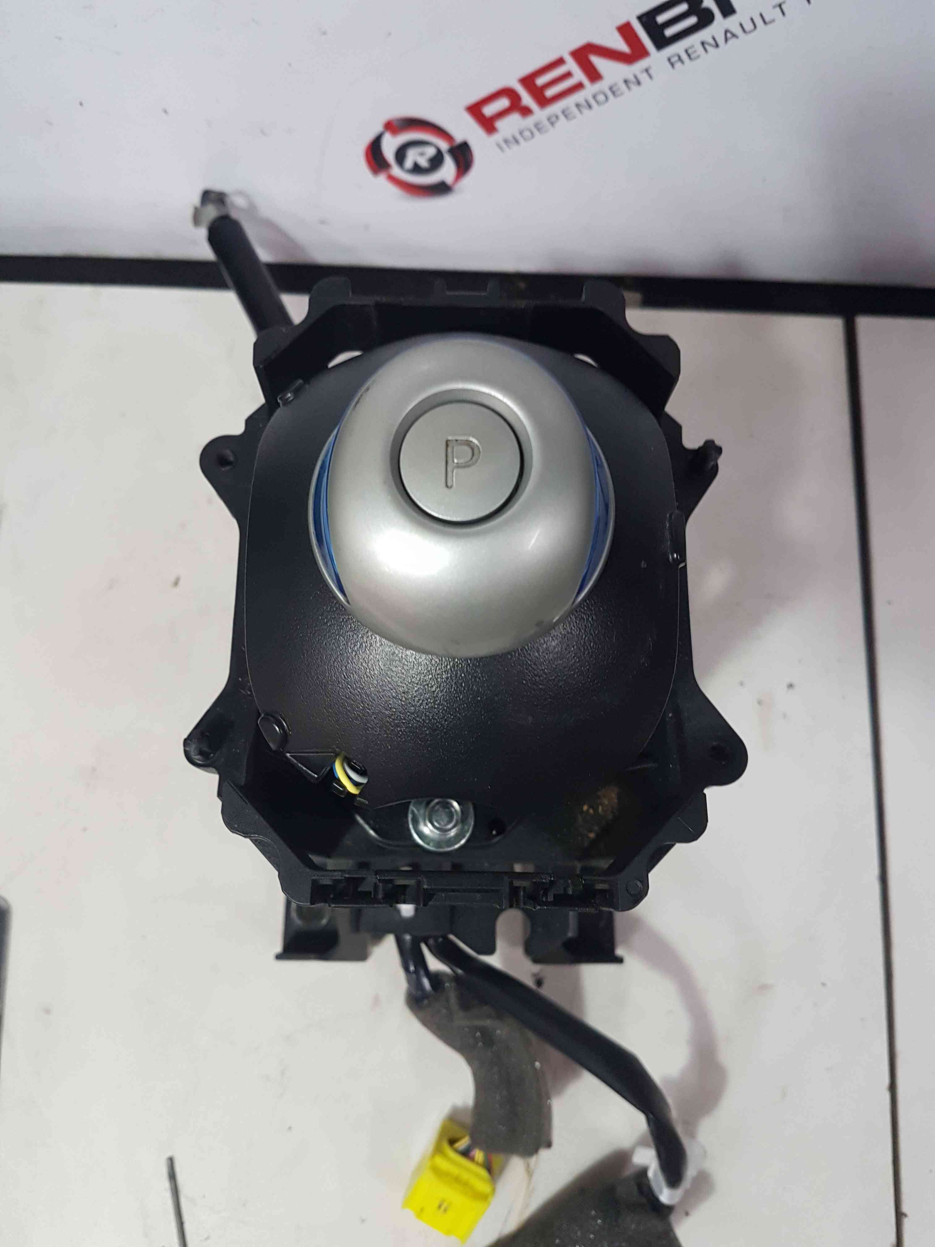 Thumb 3 Nissan Leaf 2010-2017 Gearstick Knob Mechanism Selector