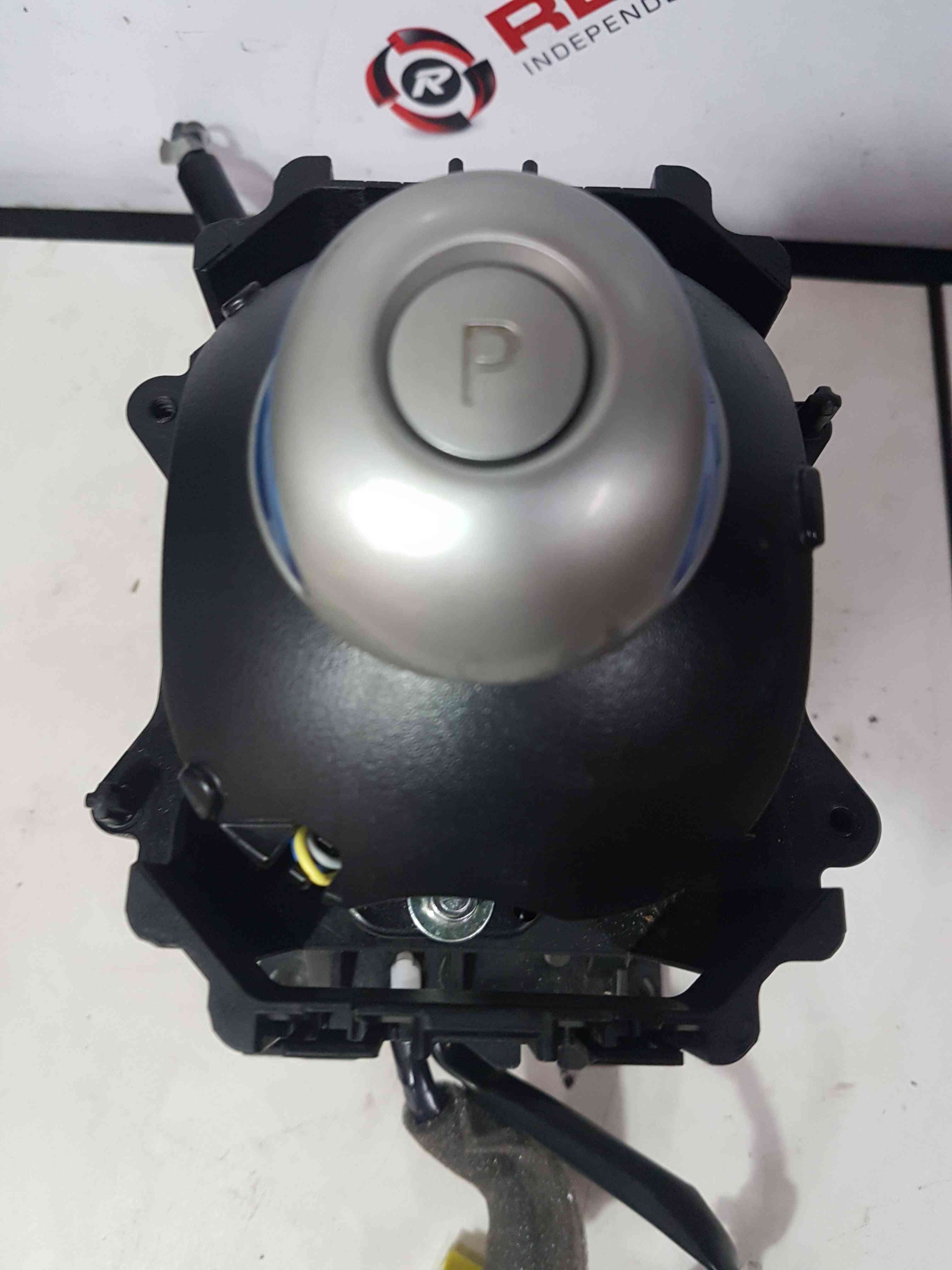 Thumb 5 Nissan Leaf 2010-2017 Gearstick Knob Mechanism Selector