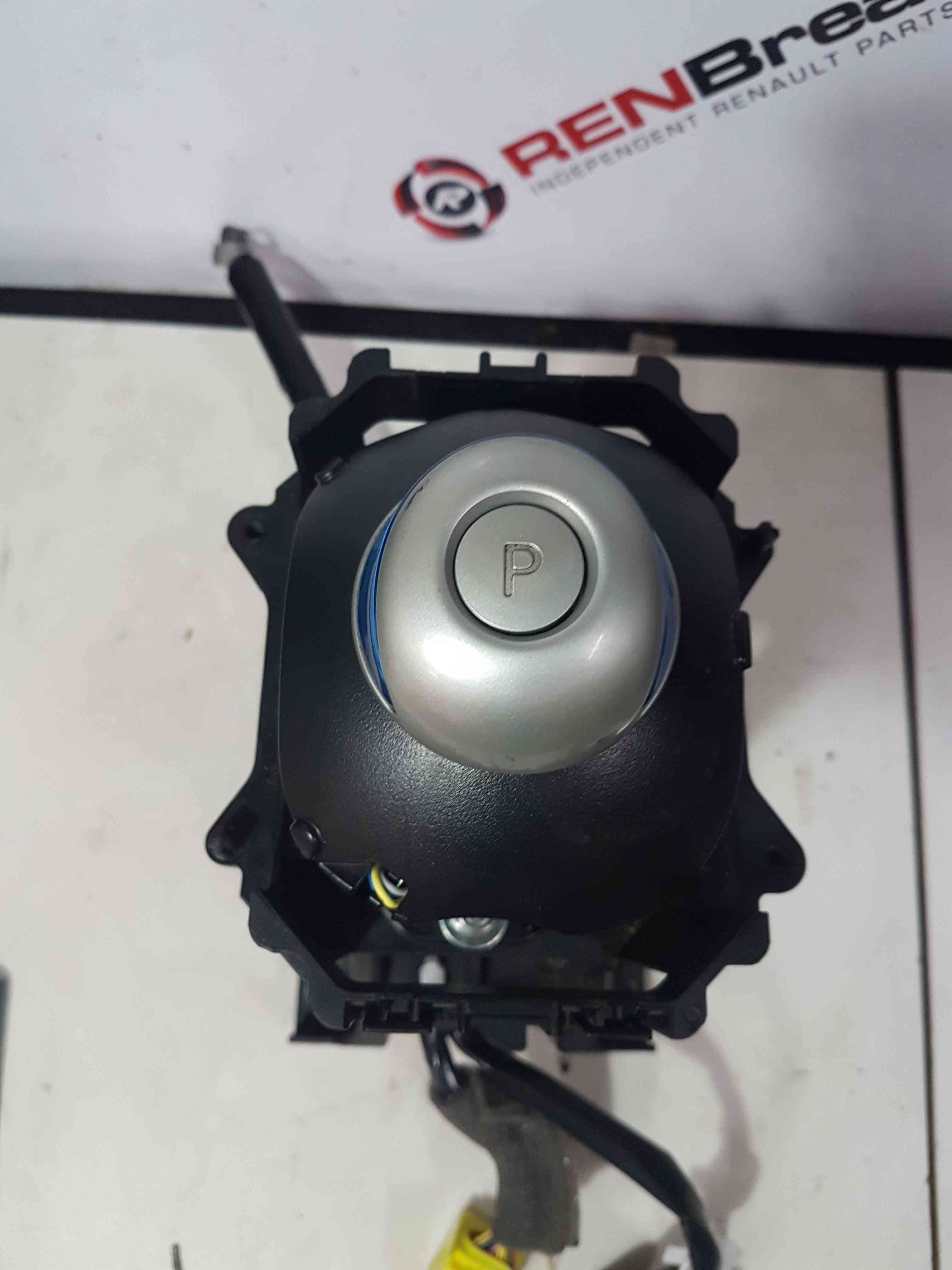 Thumb 6 Nissan Leaf 2010-2017 Gearstick Knob Mechanism Selector