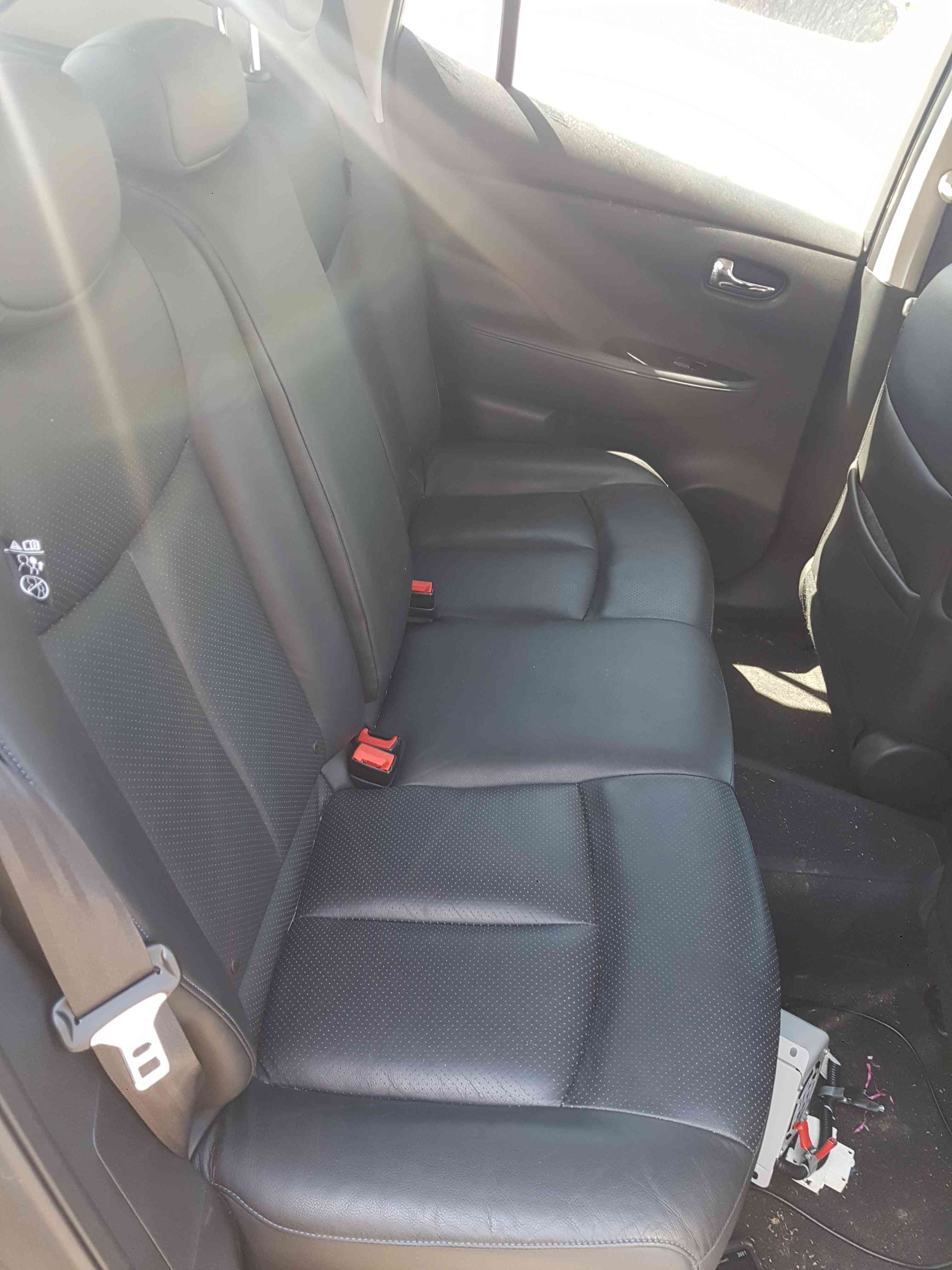 Thumb 7 Nissan Leaf 2010-2017 Leather Interioir Seats Front Rear Heated Driver Passenger