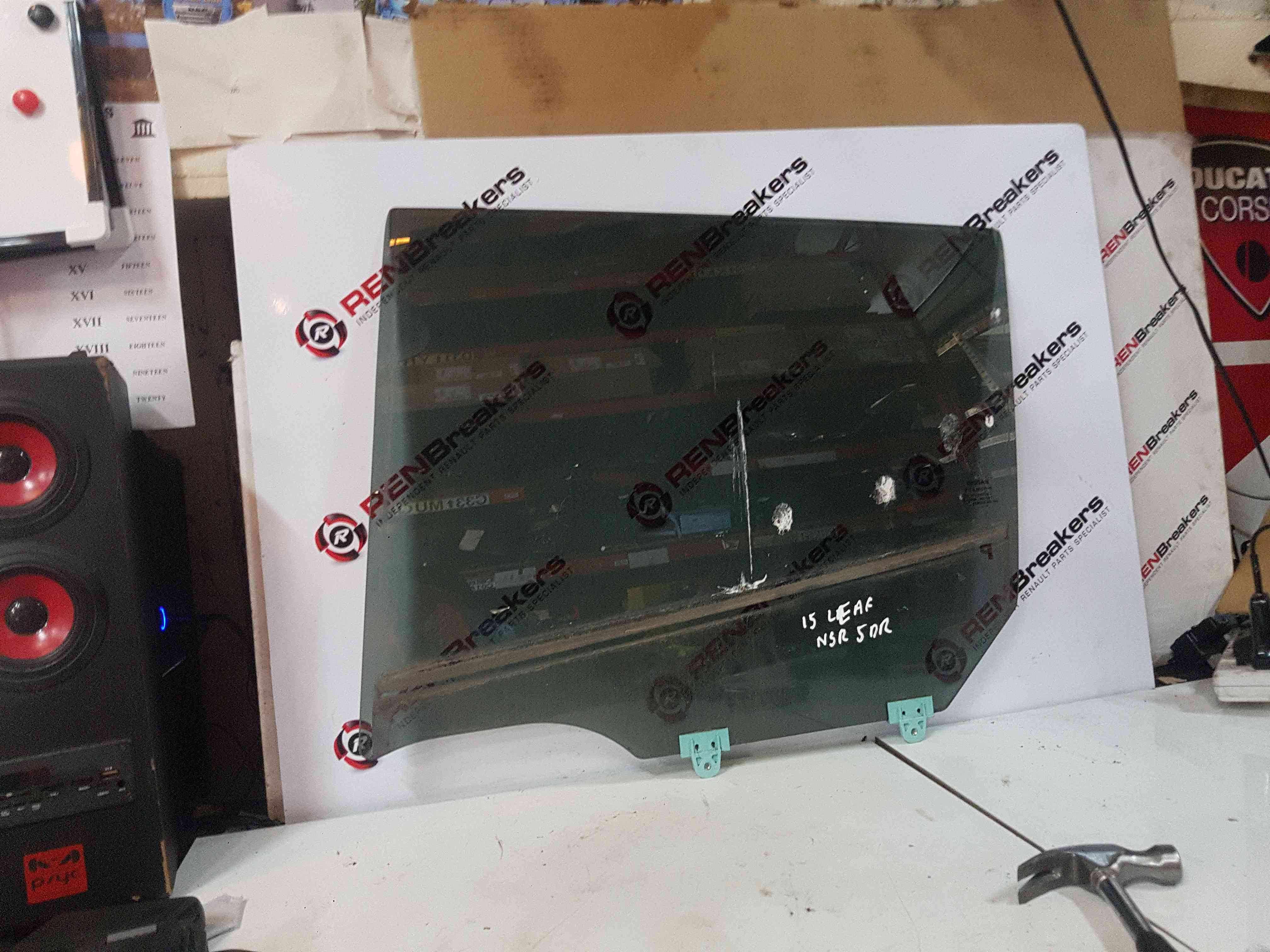 Thumb 2 Nissan Leaf 2010-2017 Passenger Rear NSR Door Glass Window Tinted