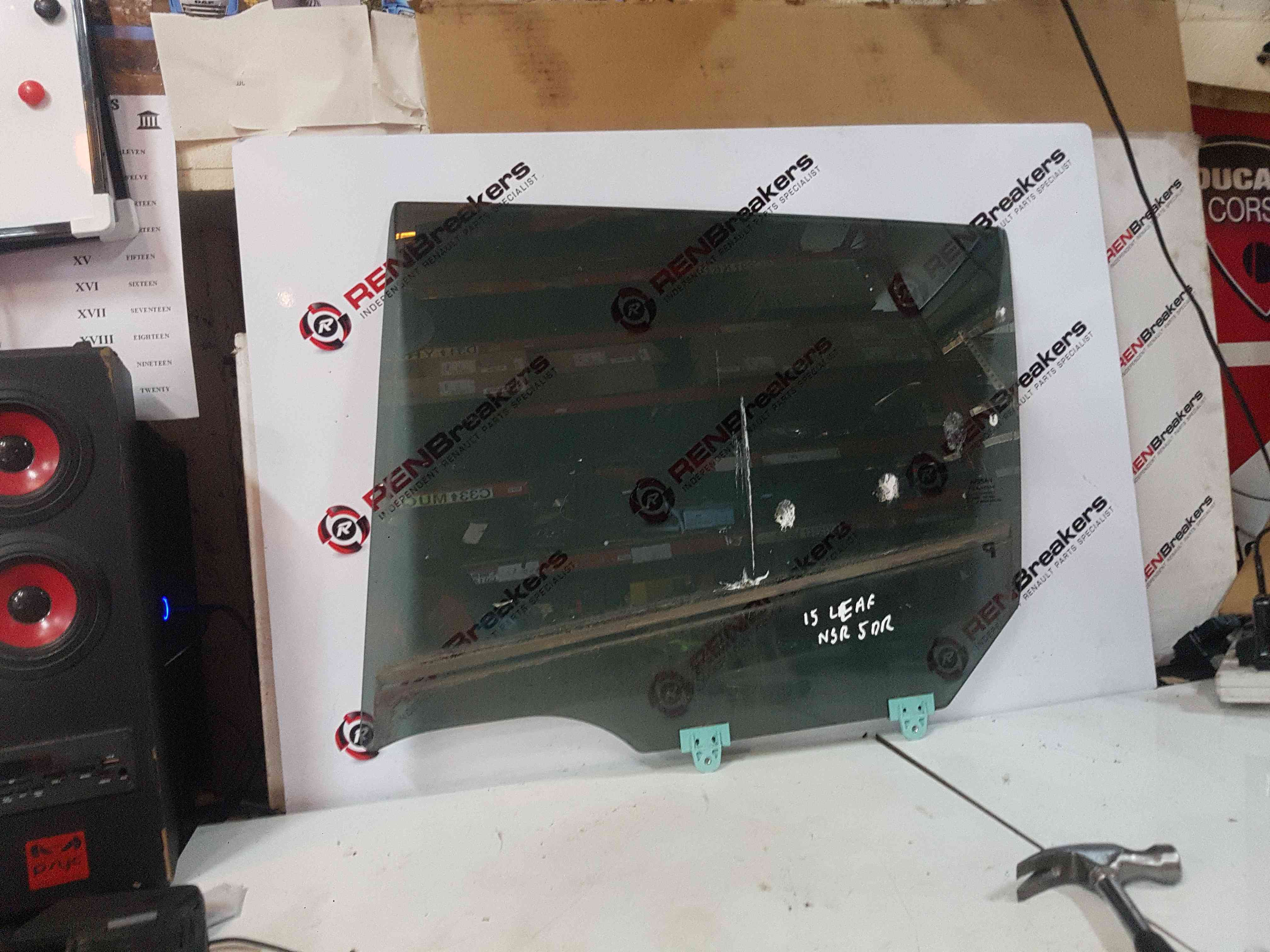 Thumb 3 Nissan Leaf 2010-2017 Passenger Rear NSR Door Glass Window Tinted