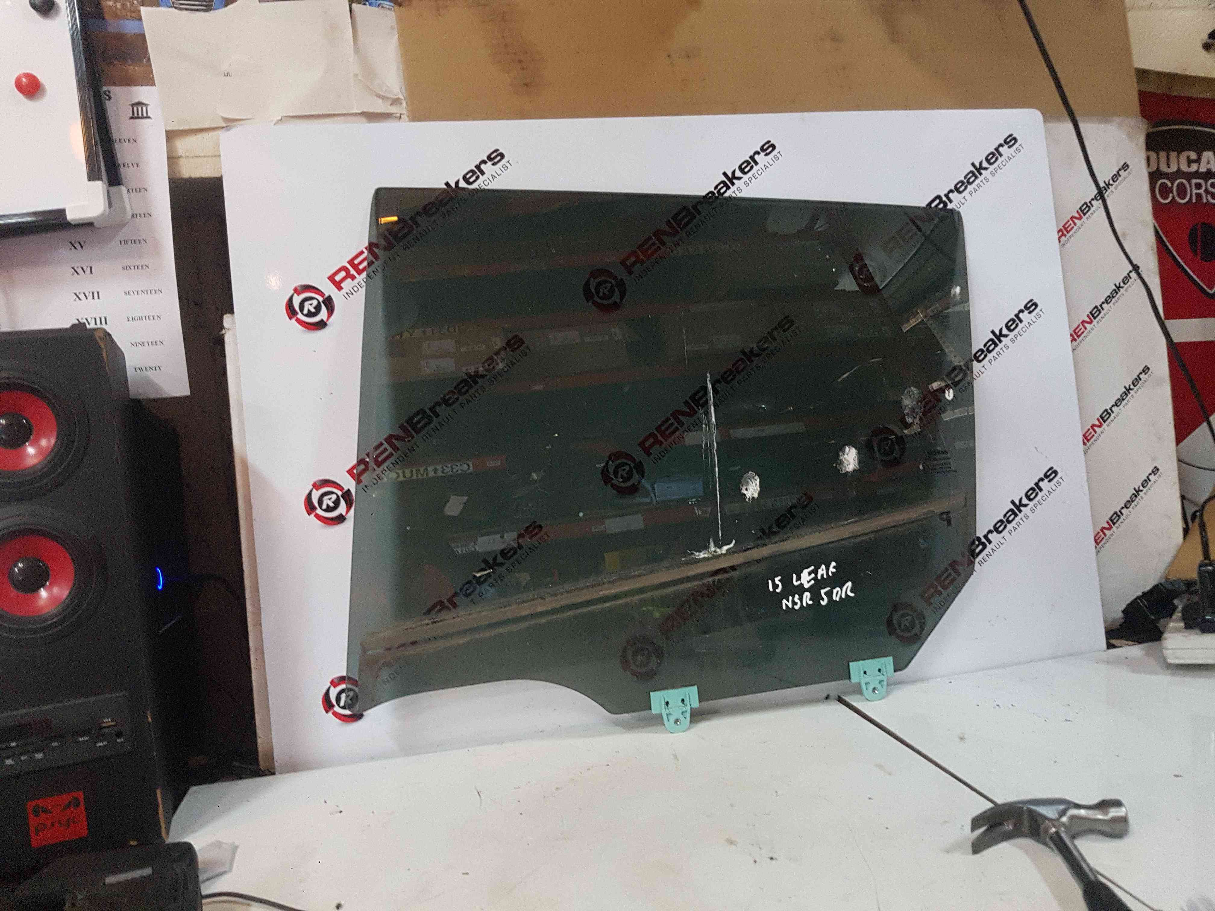 Thumb 5 Nissan Leaf 2010-2017 Passenger Rear NSR Door Glass Window Tinted