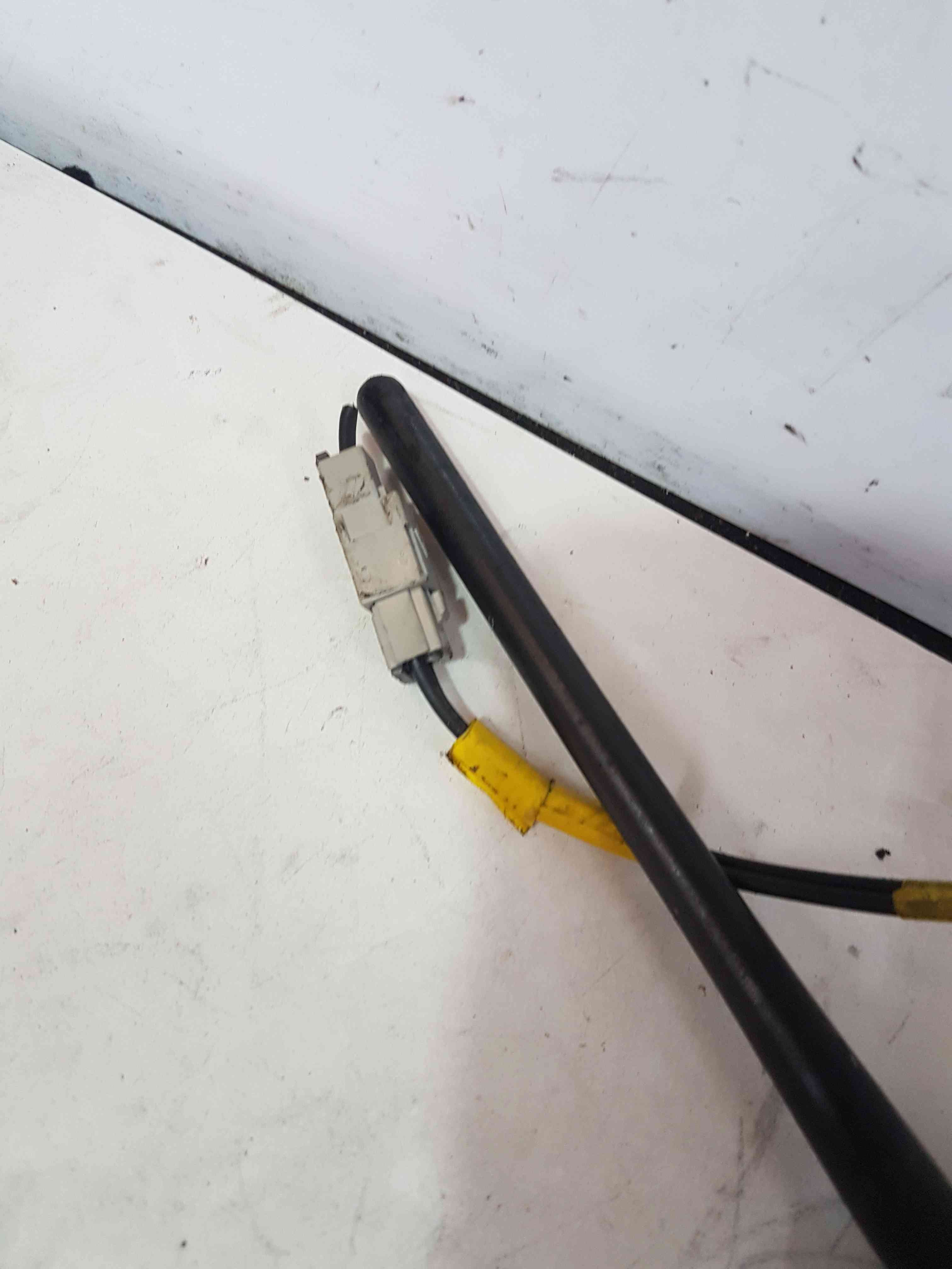 Thumb 4 Nissan Leaf 2010-2017 Radio Aerial