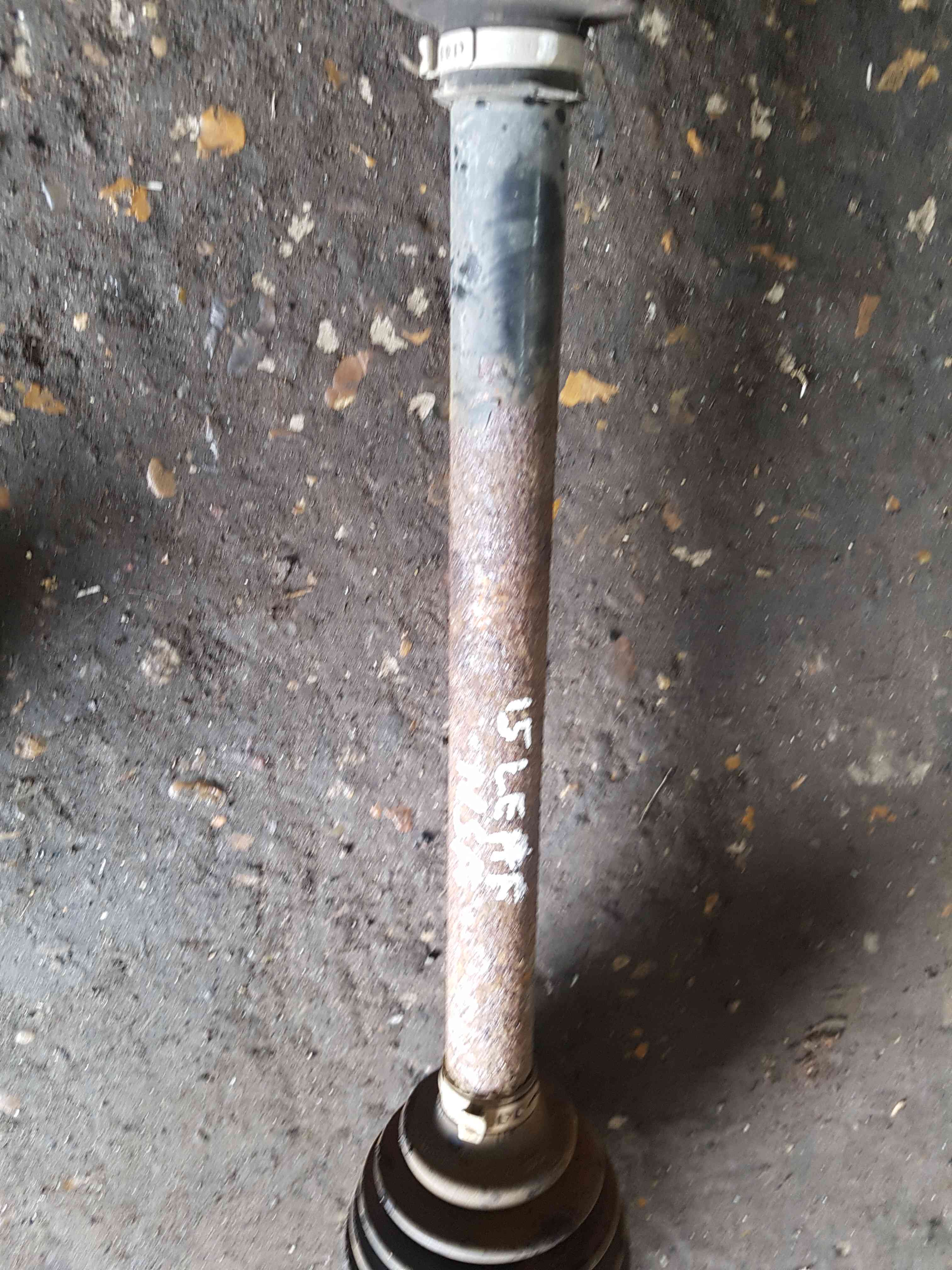 Thumb 3 Nissan Leaf ZE0 2010-2017 NSF Passenger Near Side Driveshaft 